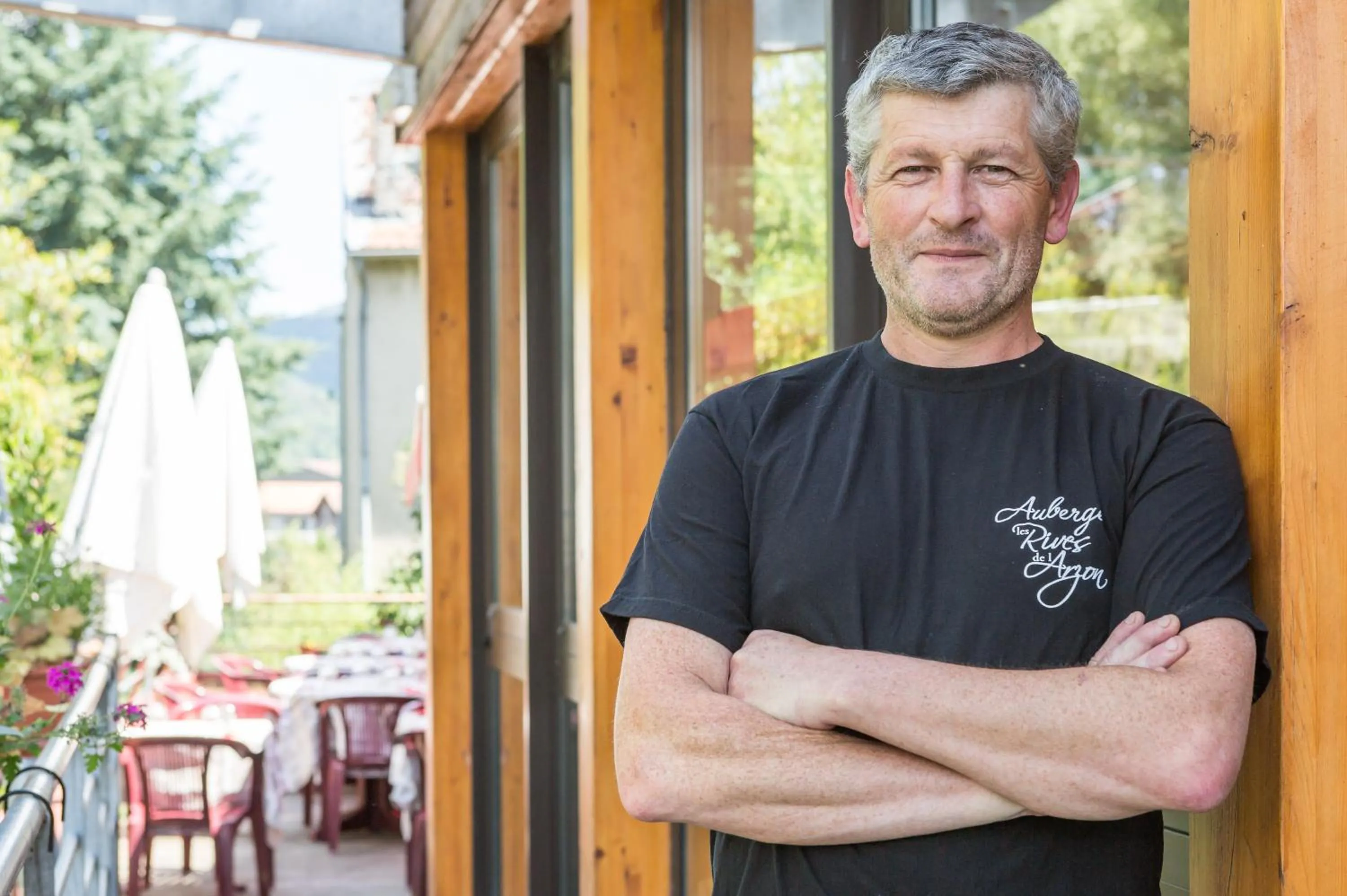 Property building in Logis Hotel Restaurant Auberge Les Rives de l'Arzon