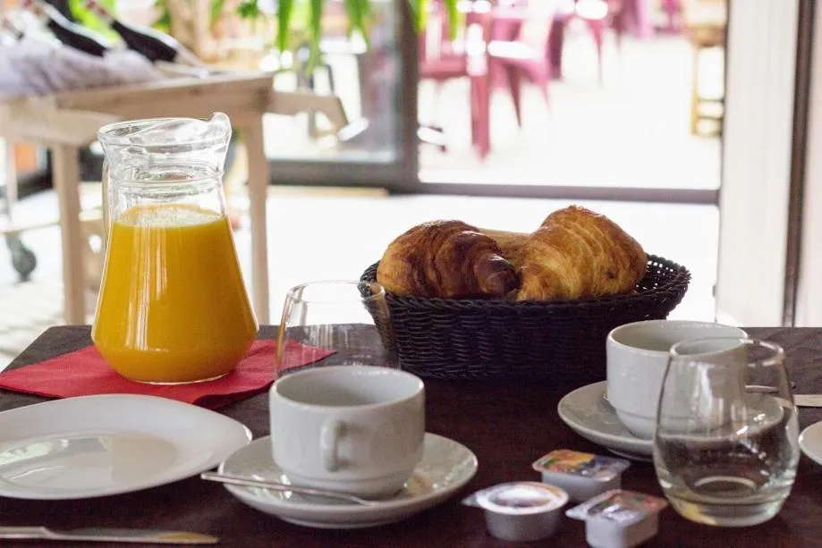 Large Double or Twin Room in Logis Hotel Restaurant Auberge Les Rives de l'Arzon