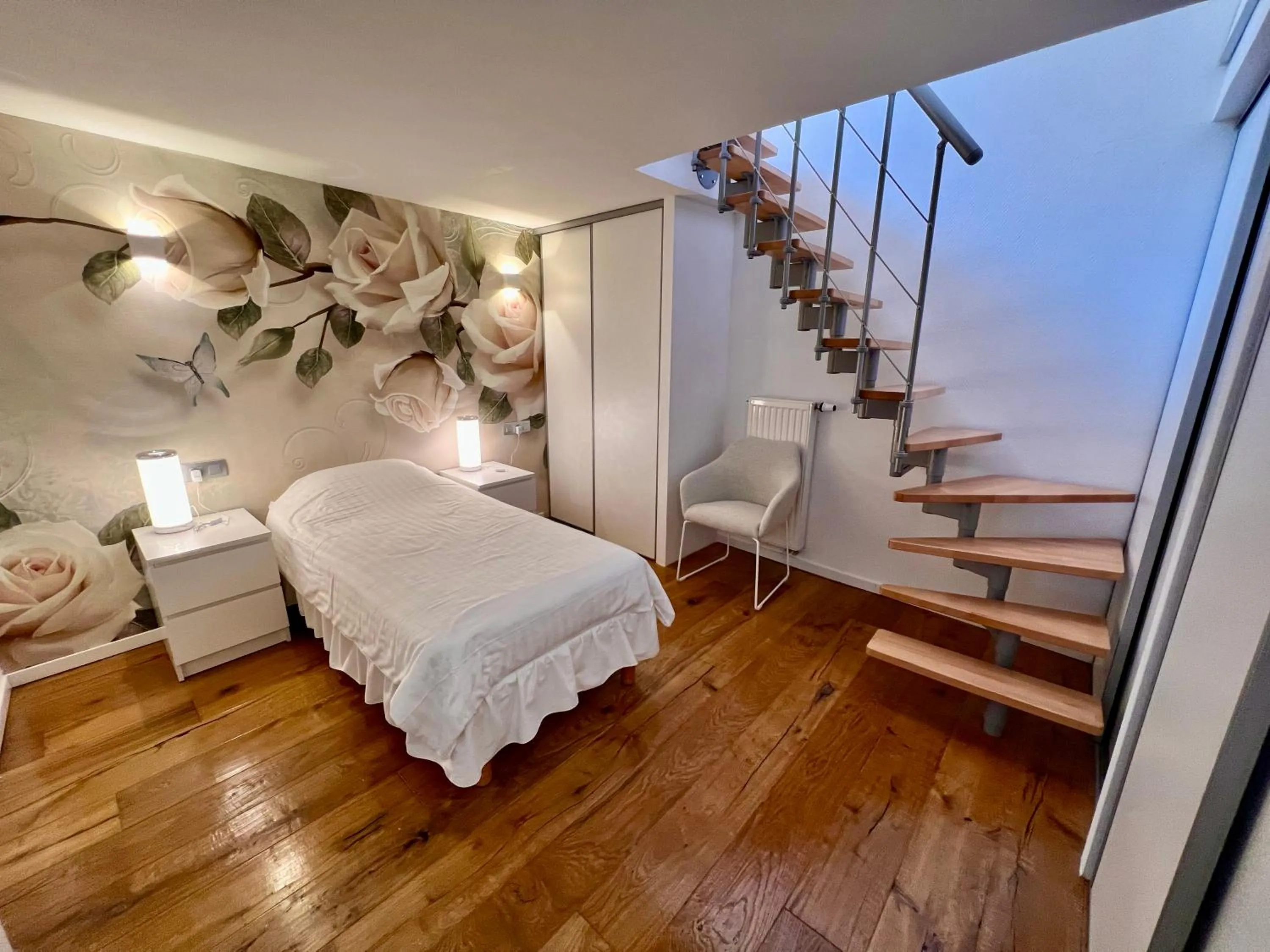 Superior Studio - single occupancy in Hôtel Le Manoir