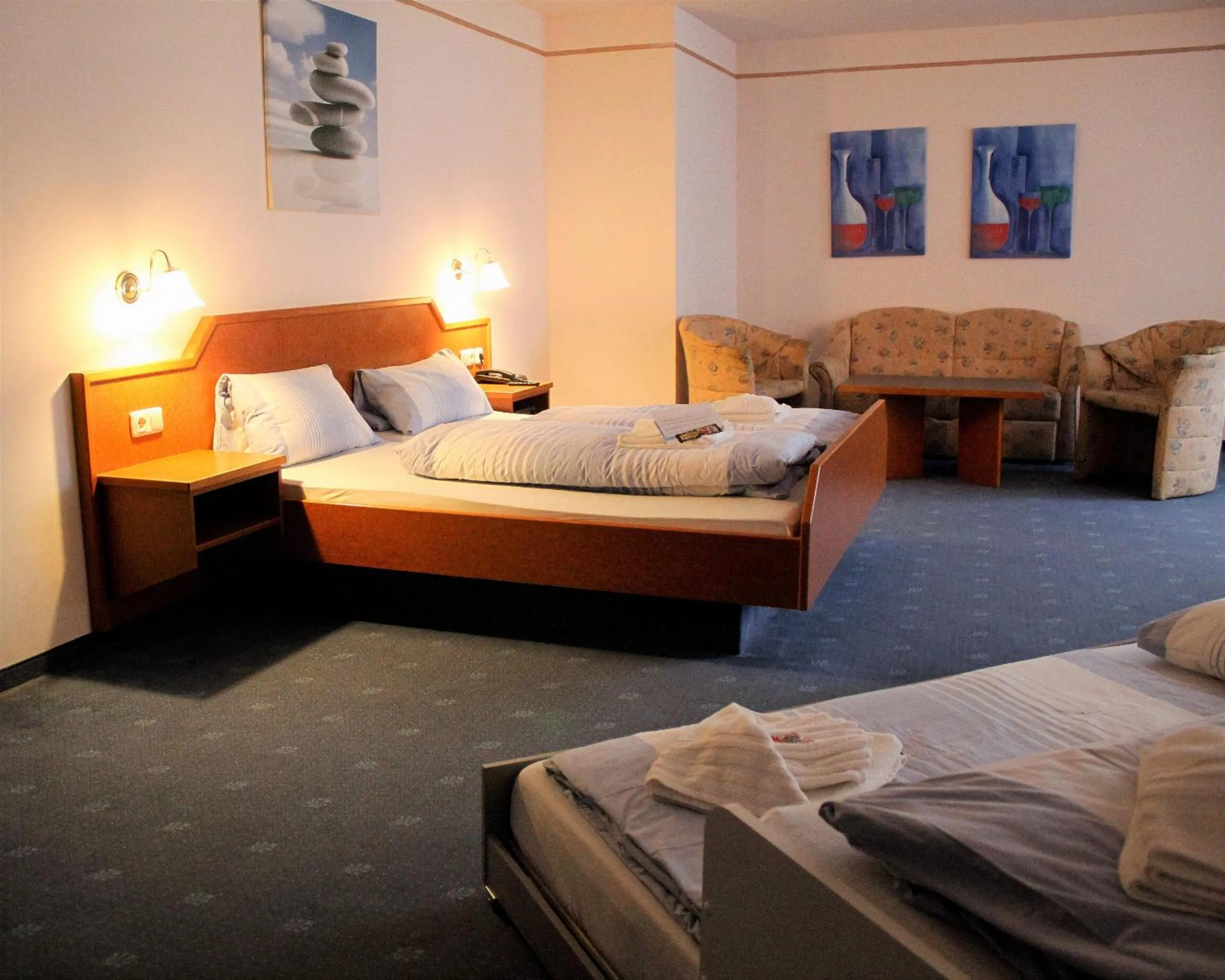 Bed in Waldhotel Feldbachtal