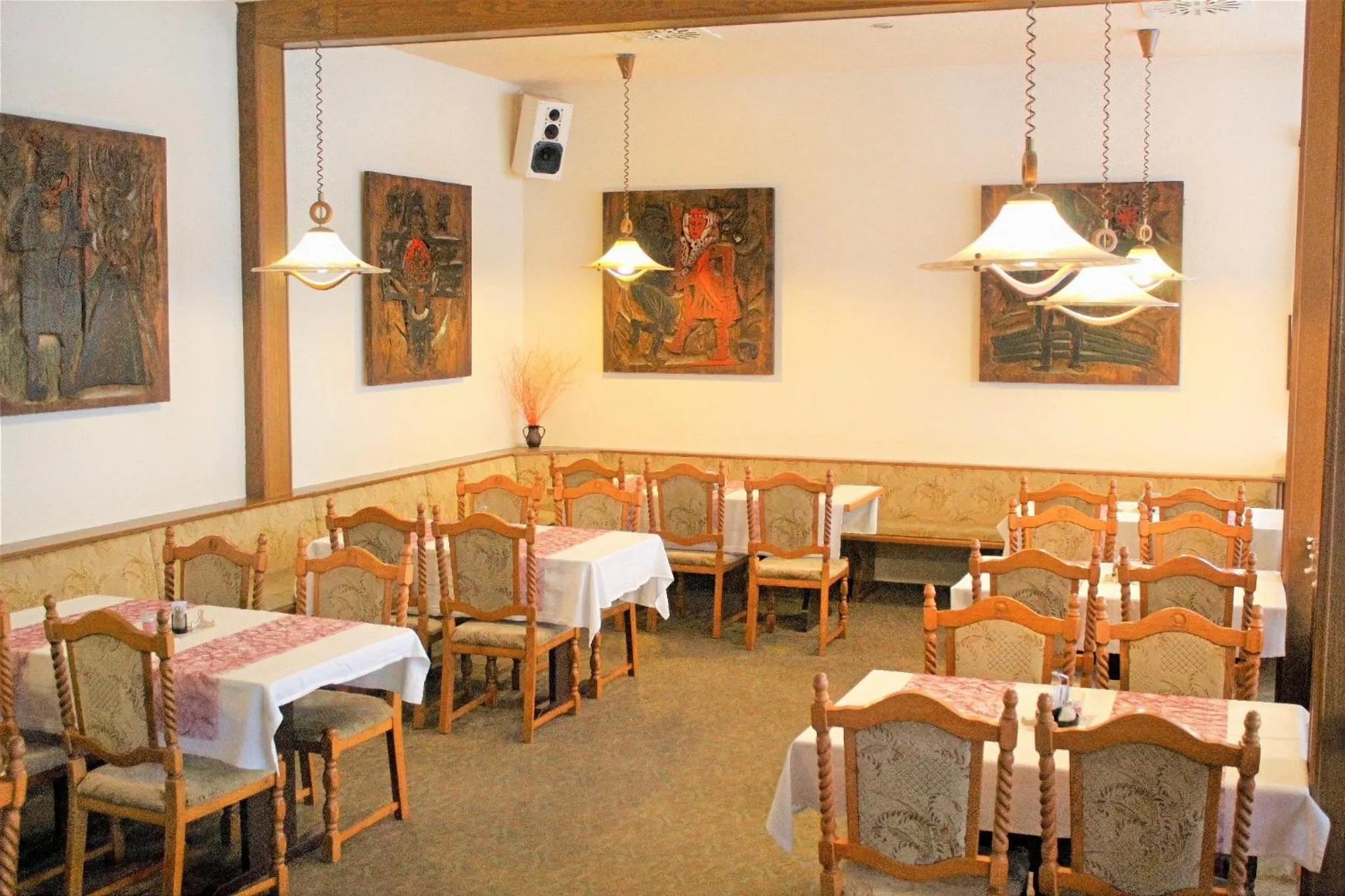 Restaurant/places to eat in Waldhotel Feldbachtal