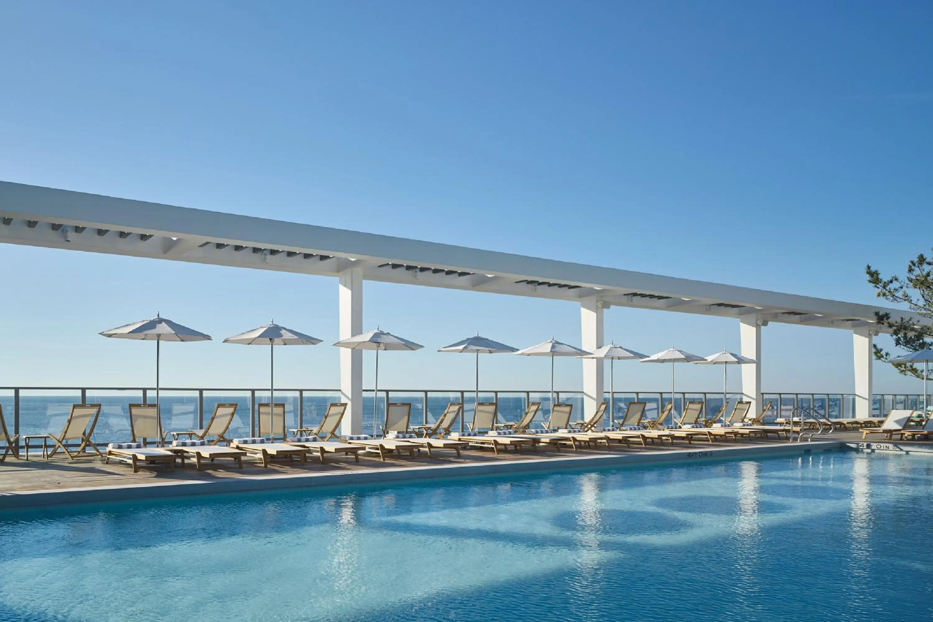 Swimming pool in Asbury Ocean Club Hotel
