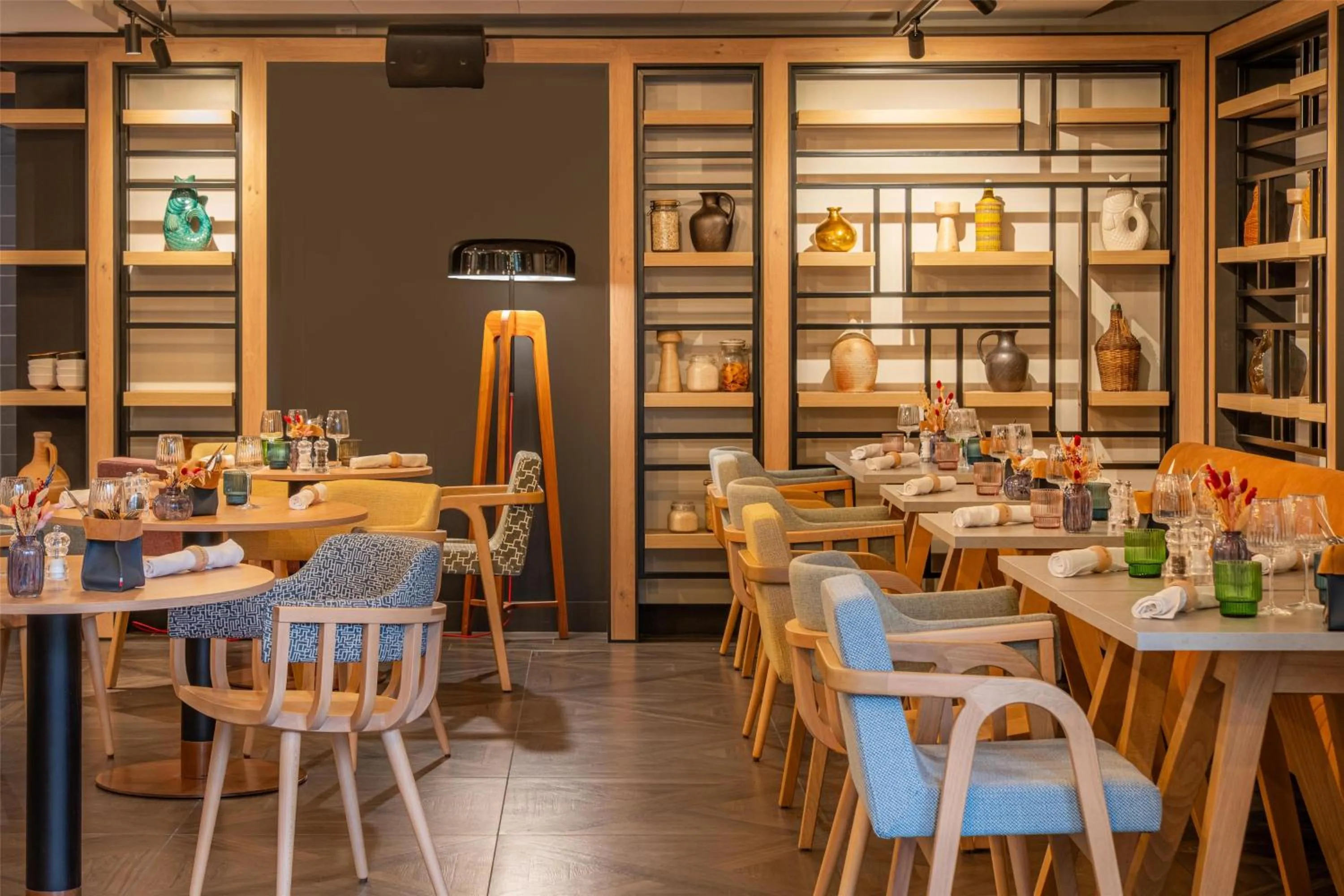 Restaurant/places to eat in FirstName Toulouse, part of JdV by Hyatt