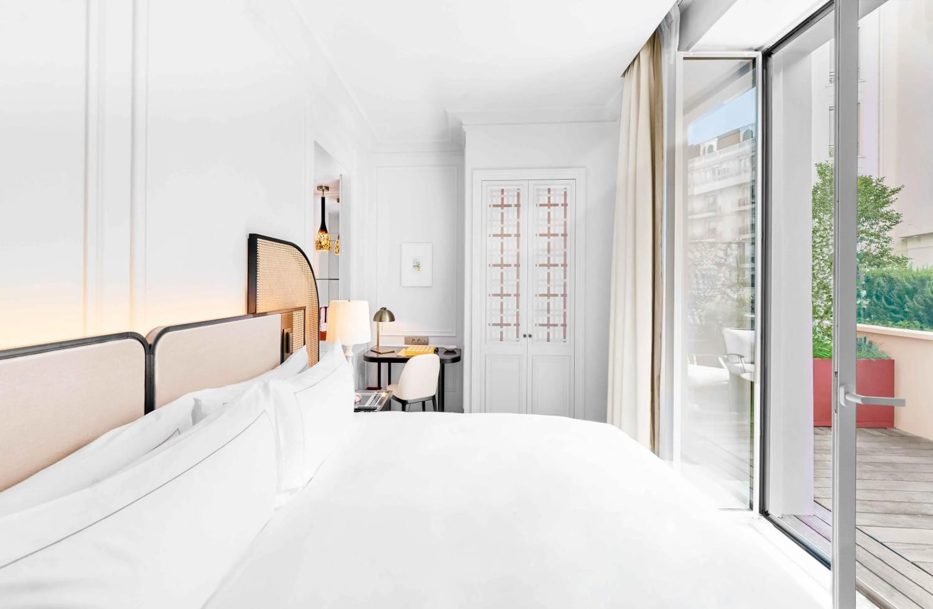 Bedroom, Bed in Carlton Cannes, a Regent Hotel