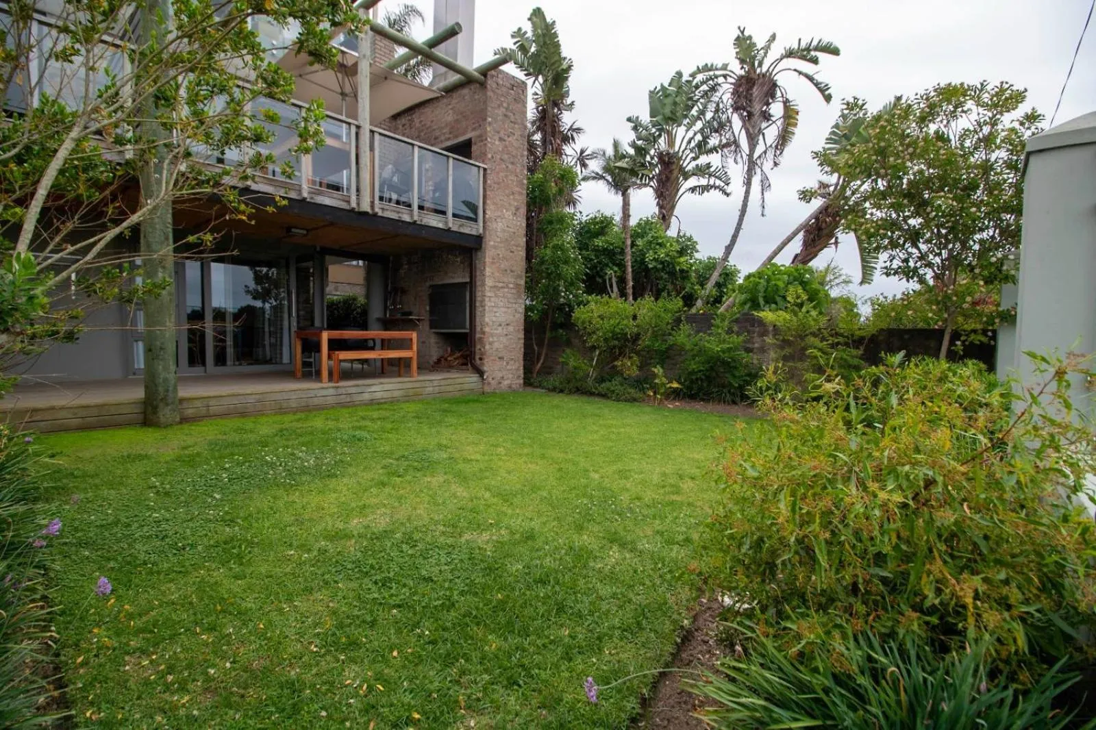 Suite with Garden View in Hamilton House