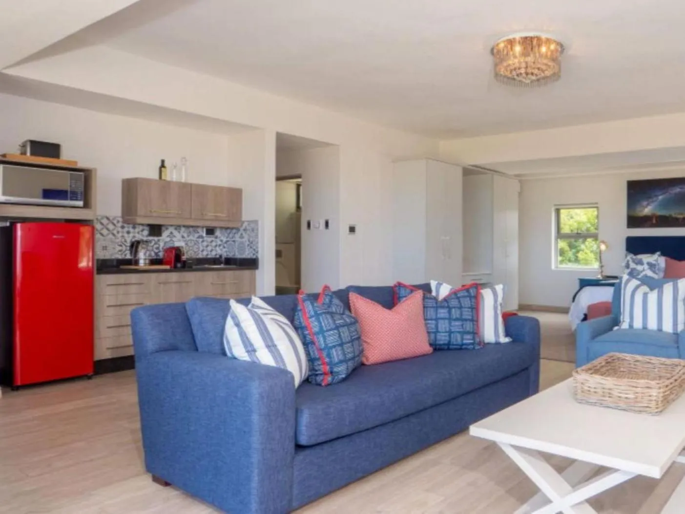 Photo of the whole room in Hamilton House