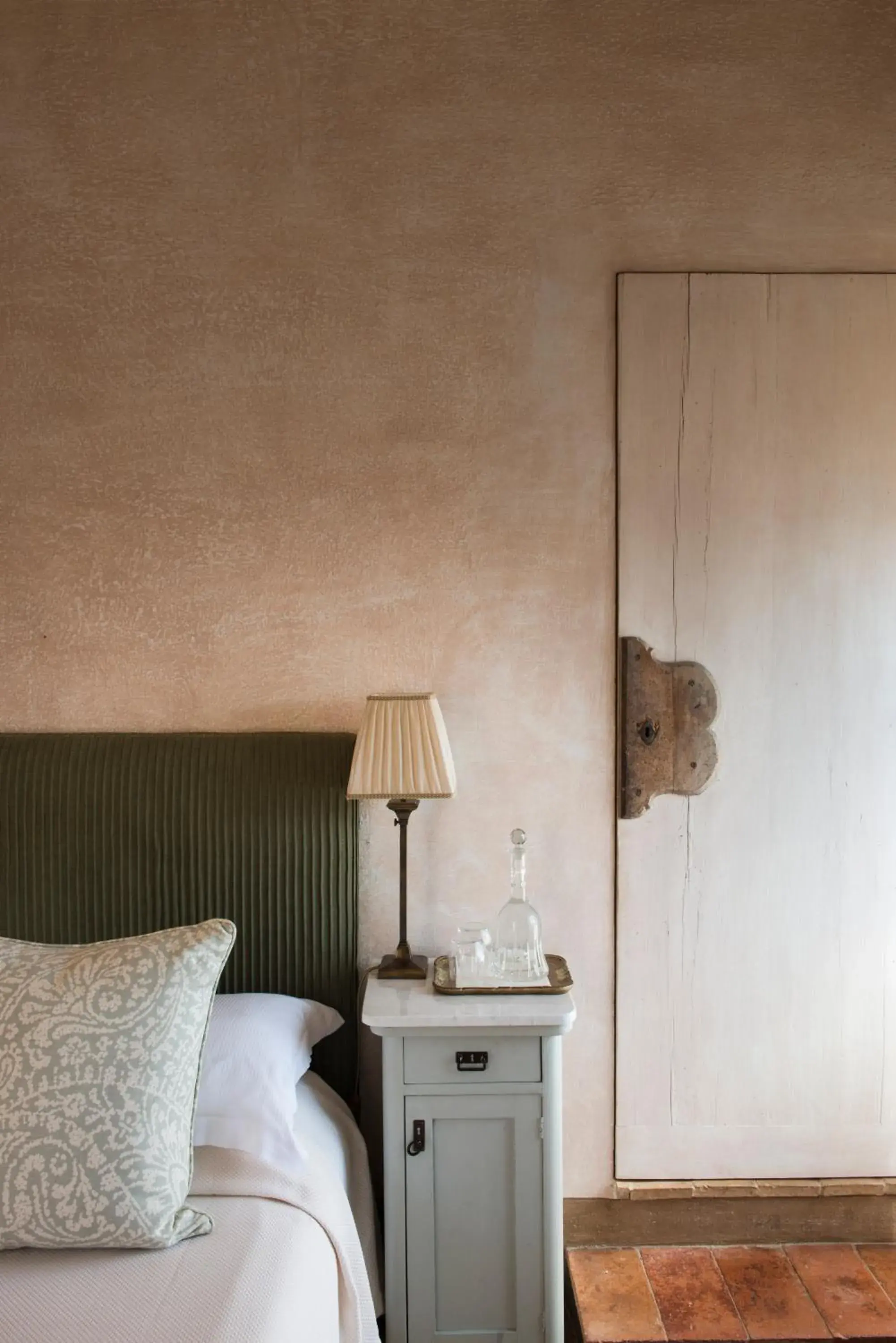 Double or Twin Room with Garden View in Borgo Pignano Tuscany Double or Twin Room with Garden View in Borgo Pignano Tuscany