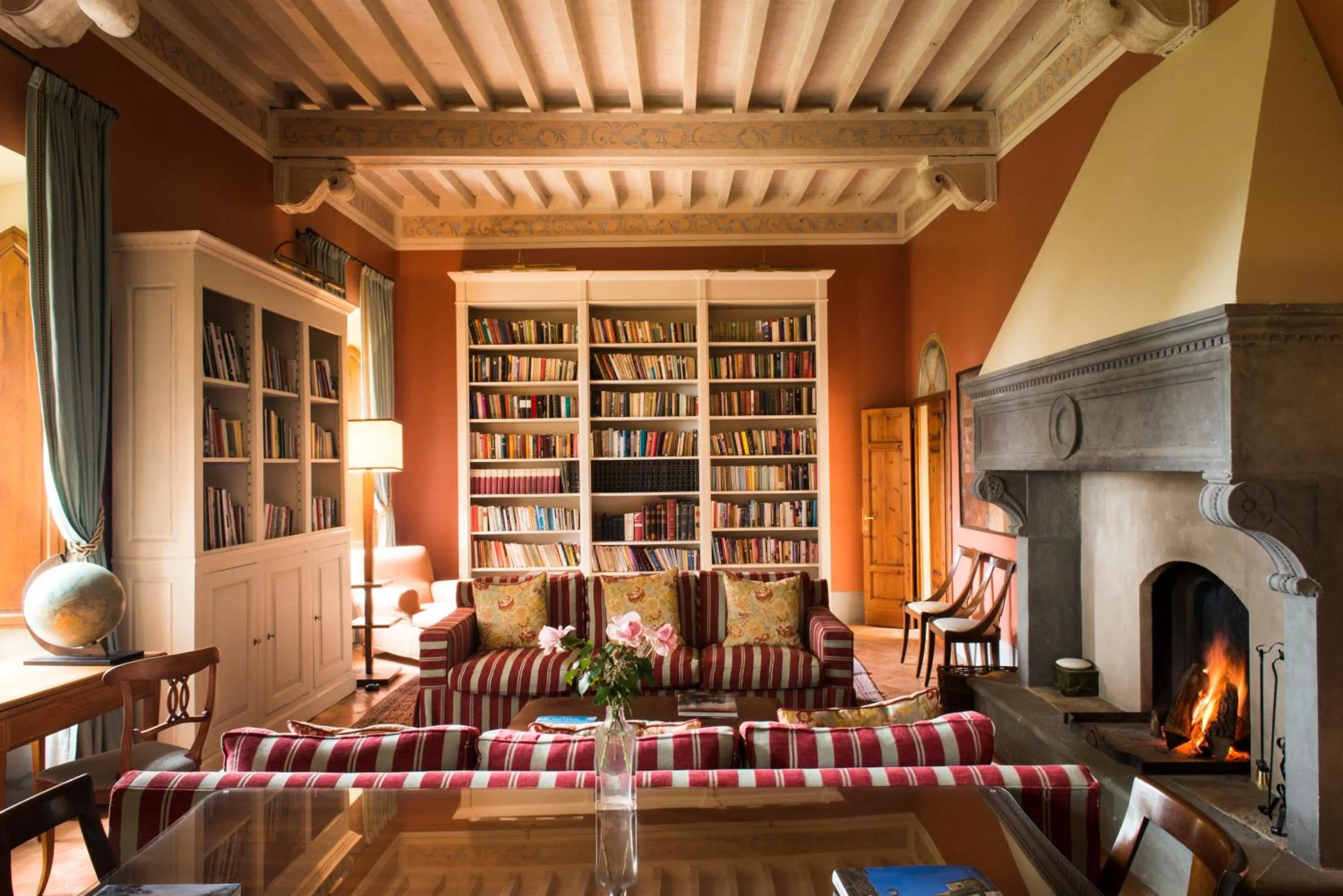 Library in Borgo Pignano Tuscany