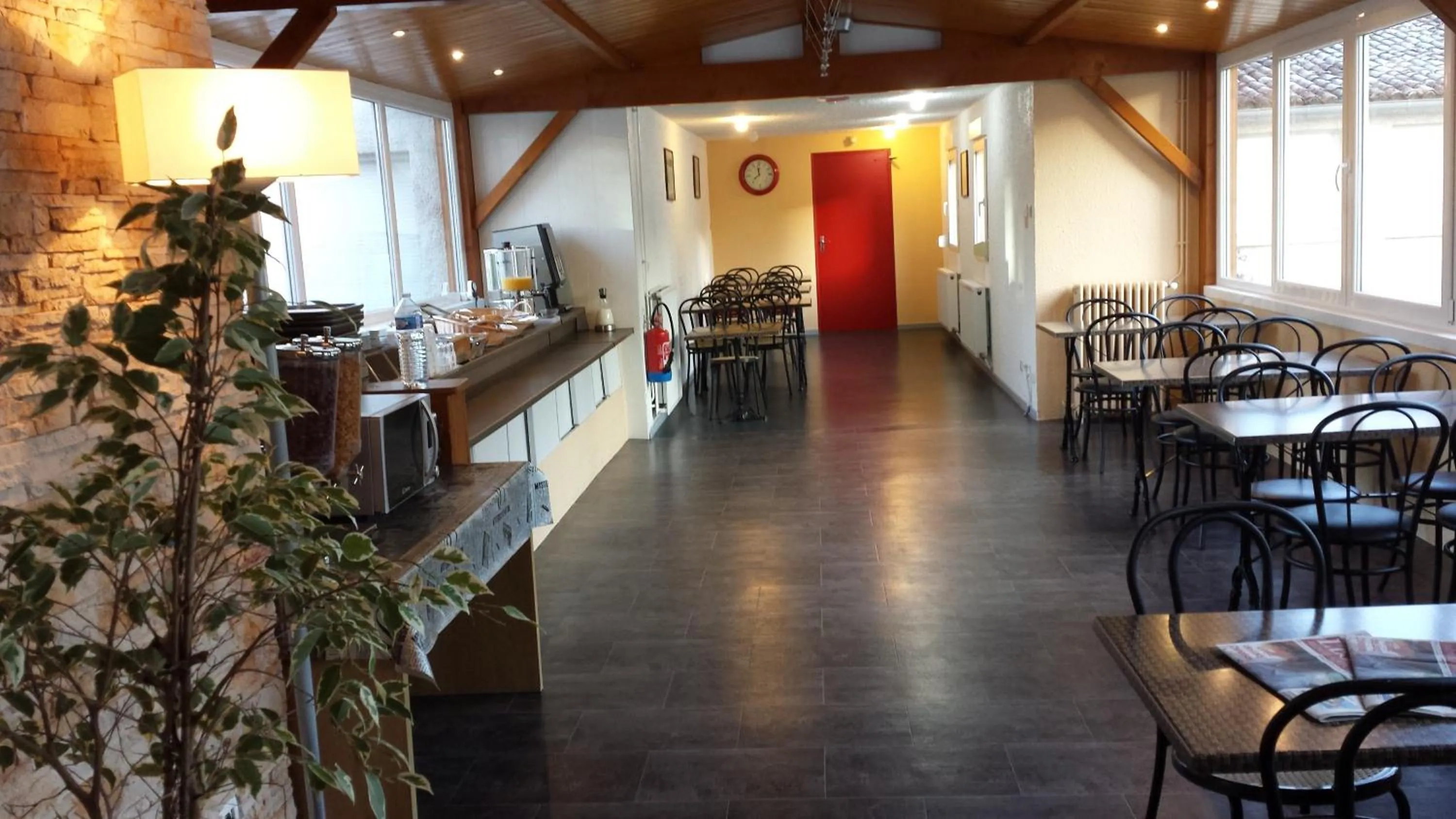 Restaurant/places to eat in Cit'Hotel du Tigre