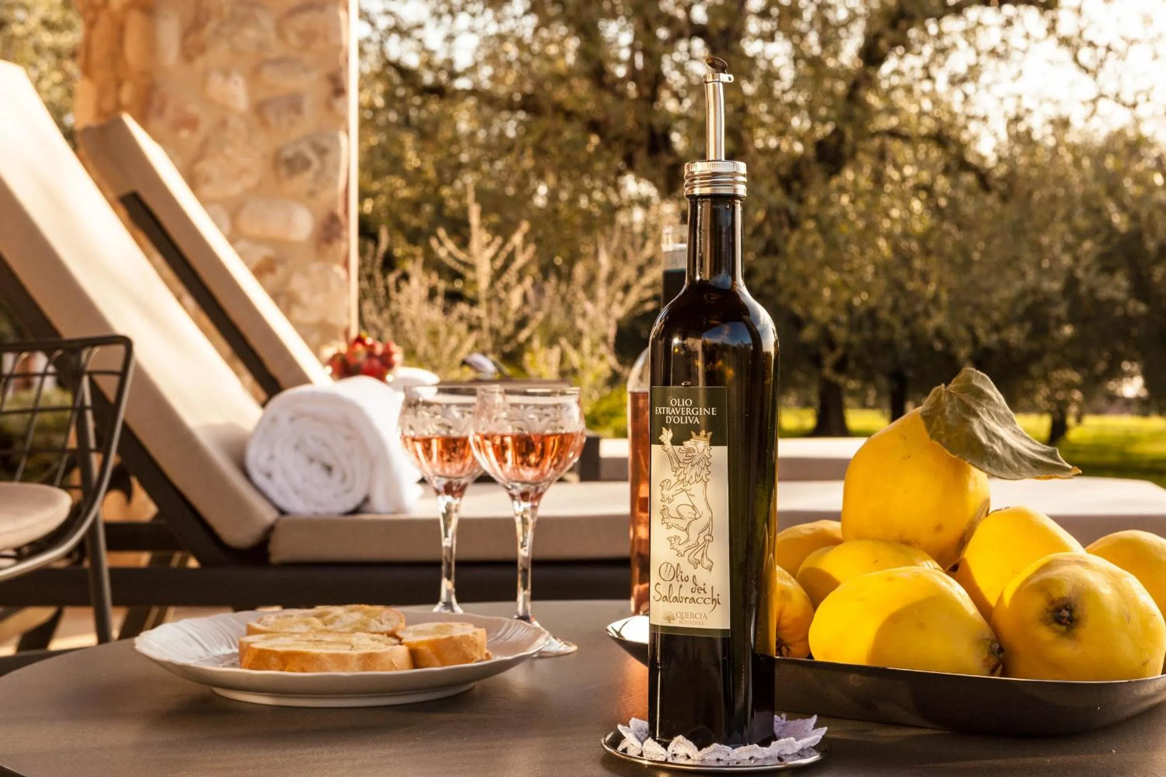 Patio in Quercia Belvedere Relais