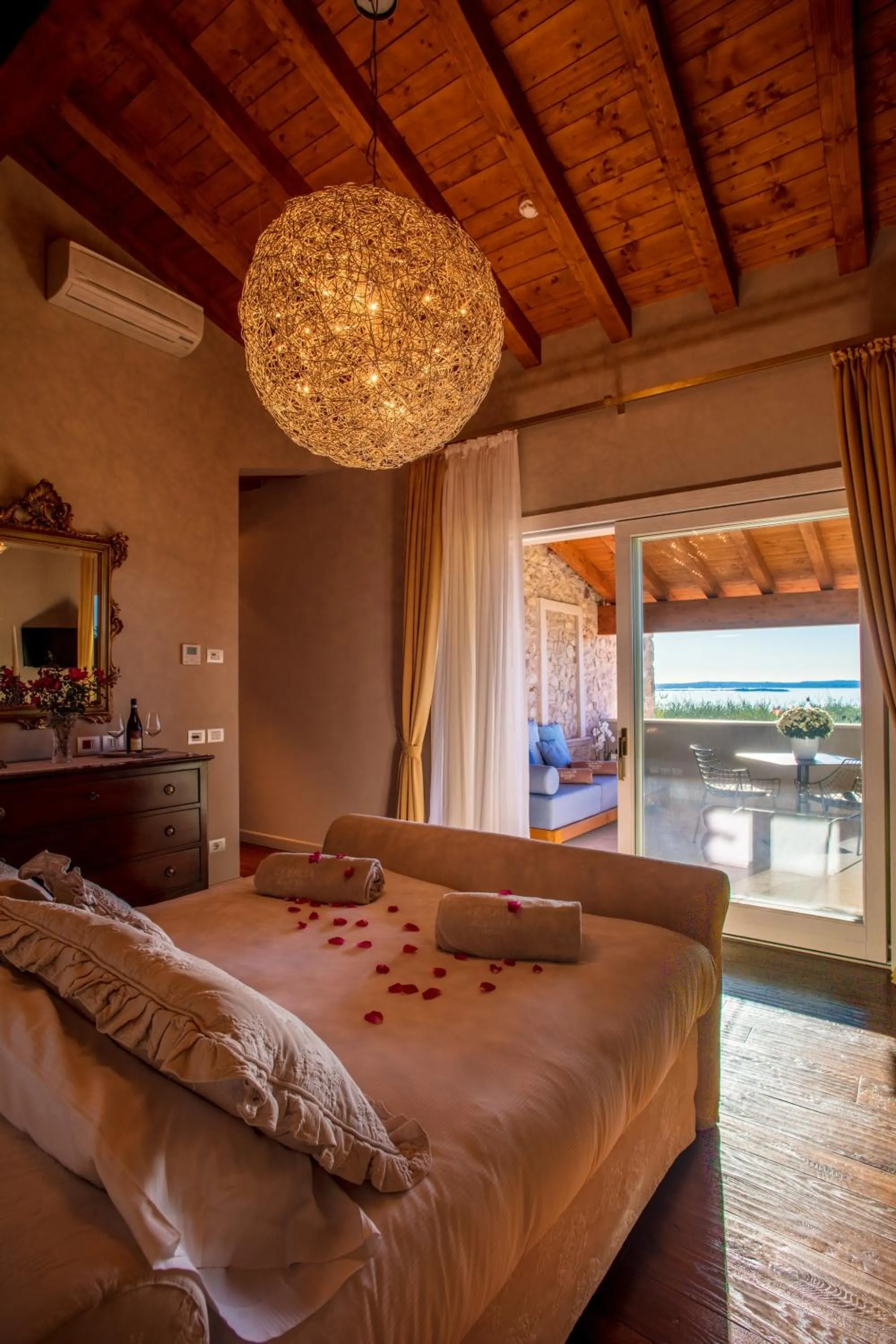 Bed in Quercia Belvedere Relais