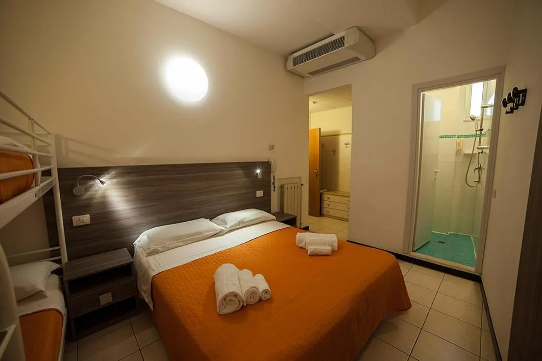 Bed in Hotel Madison