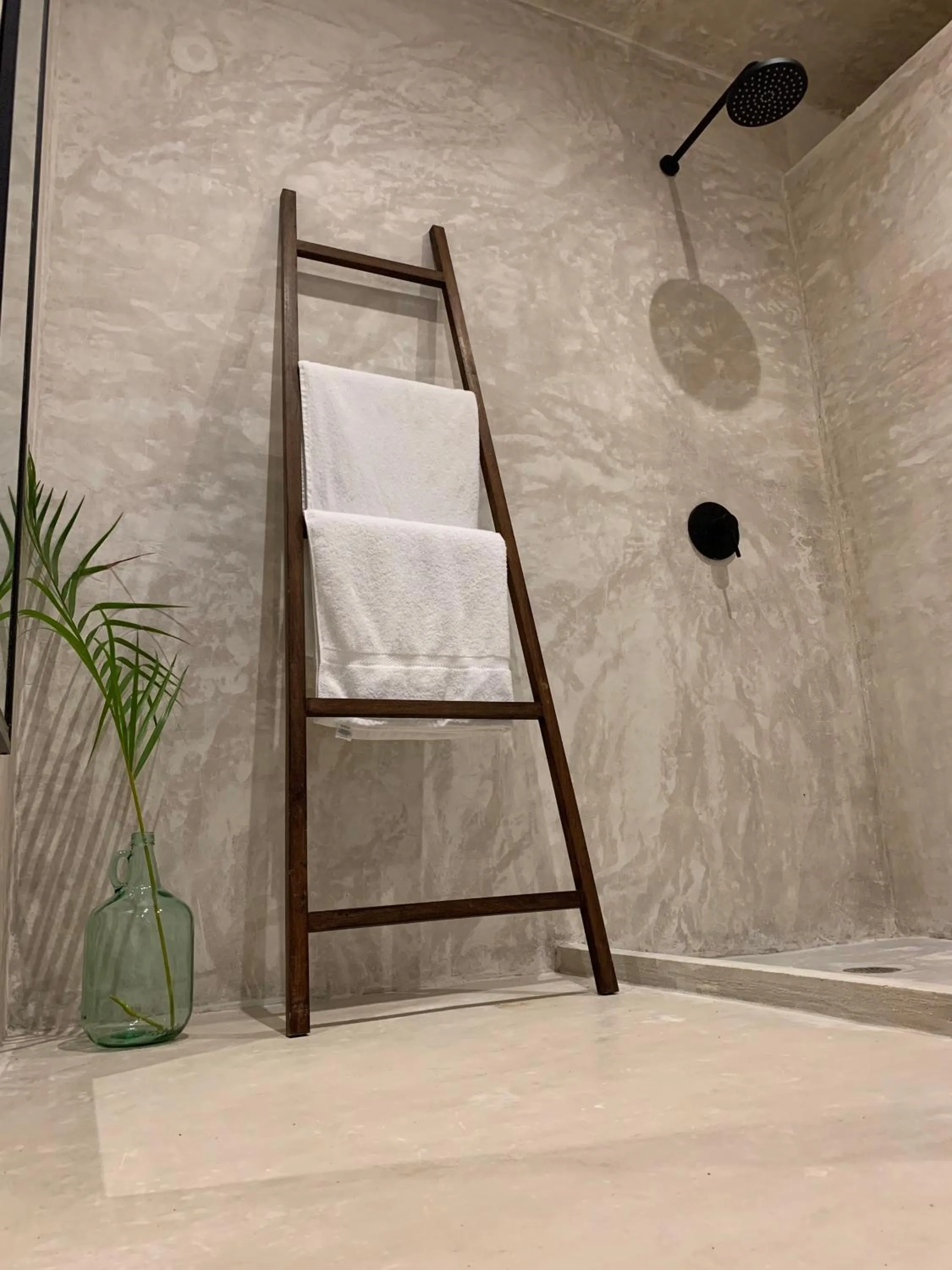 Shower in Apartments & Suites MADRE Holbox Self-Check IN