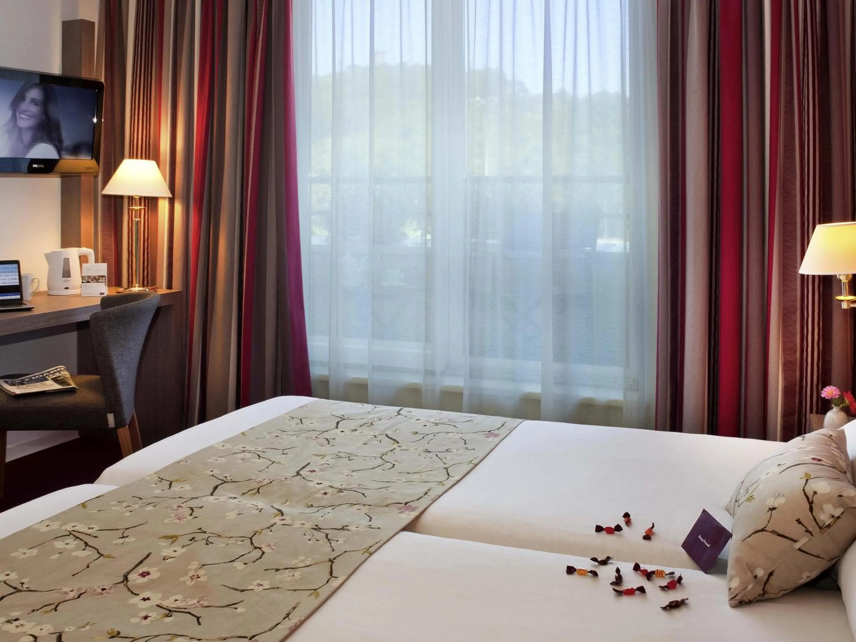 Bedroom, Bed in Mercure Hotel Forbach Centre de Loisirs