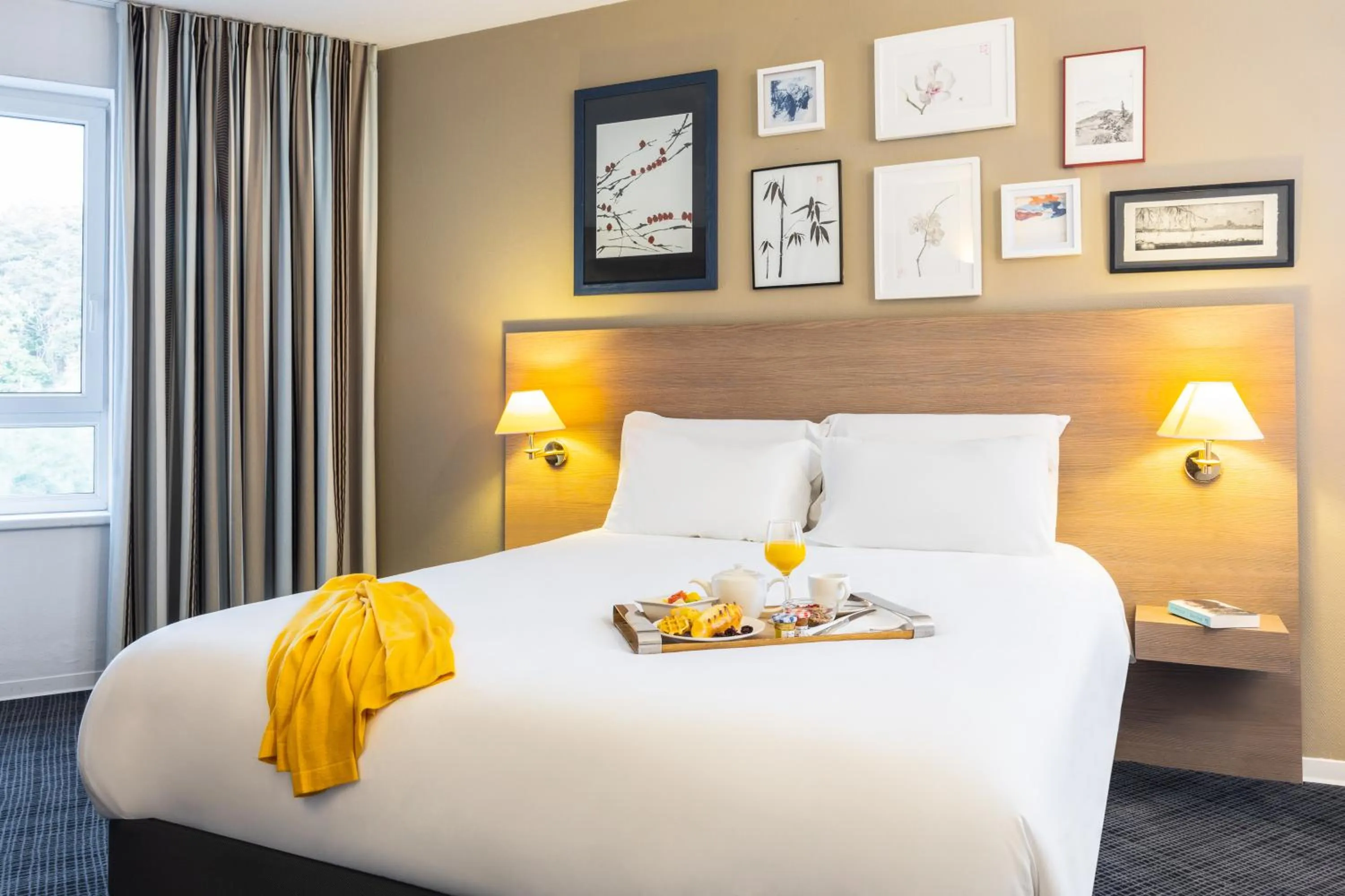 Bed in Mercure Hotel Forbach Centre de Loisirs