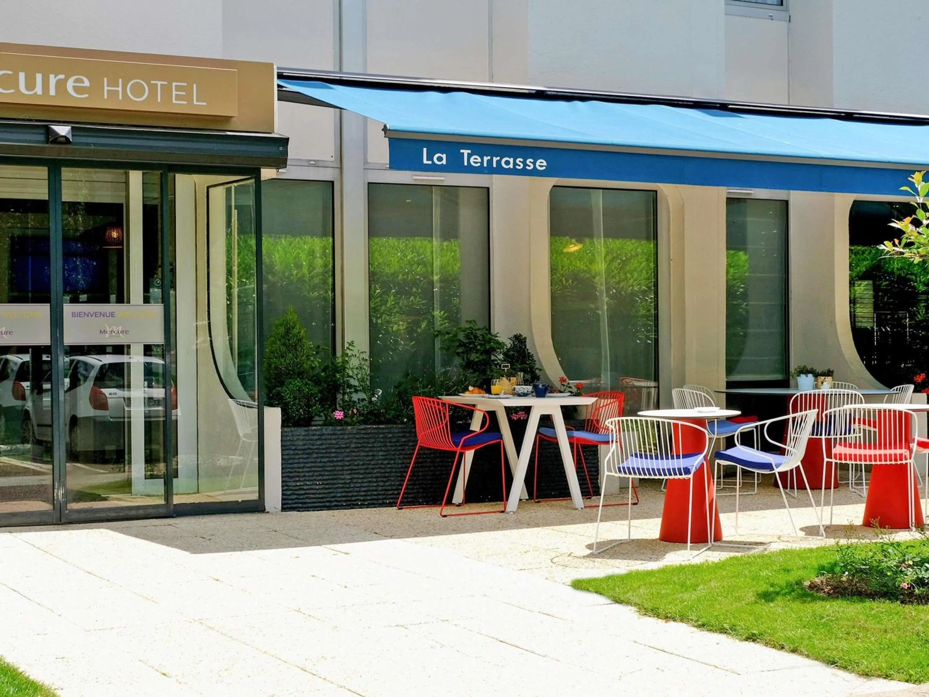 Restaurant/places to eat in Mercure Hotel Forbach Centre de Loisirs