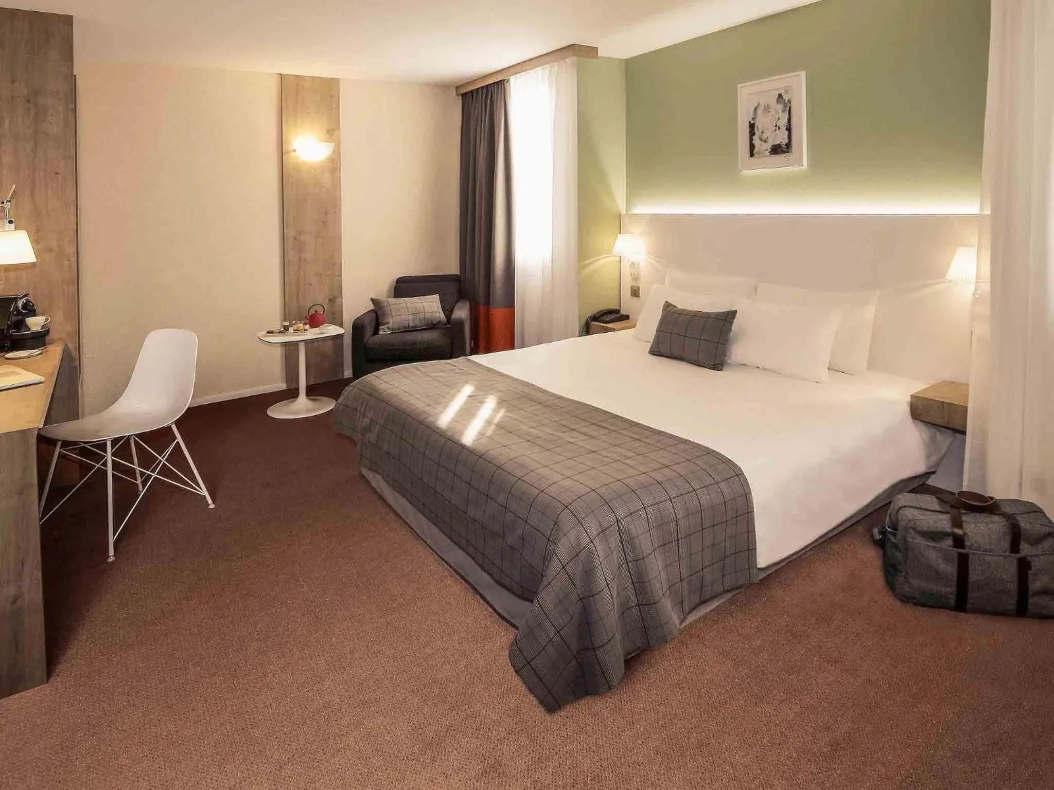 Bedroom, Bed in Mercure Hotel Forbach Centre de Loisirs