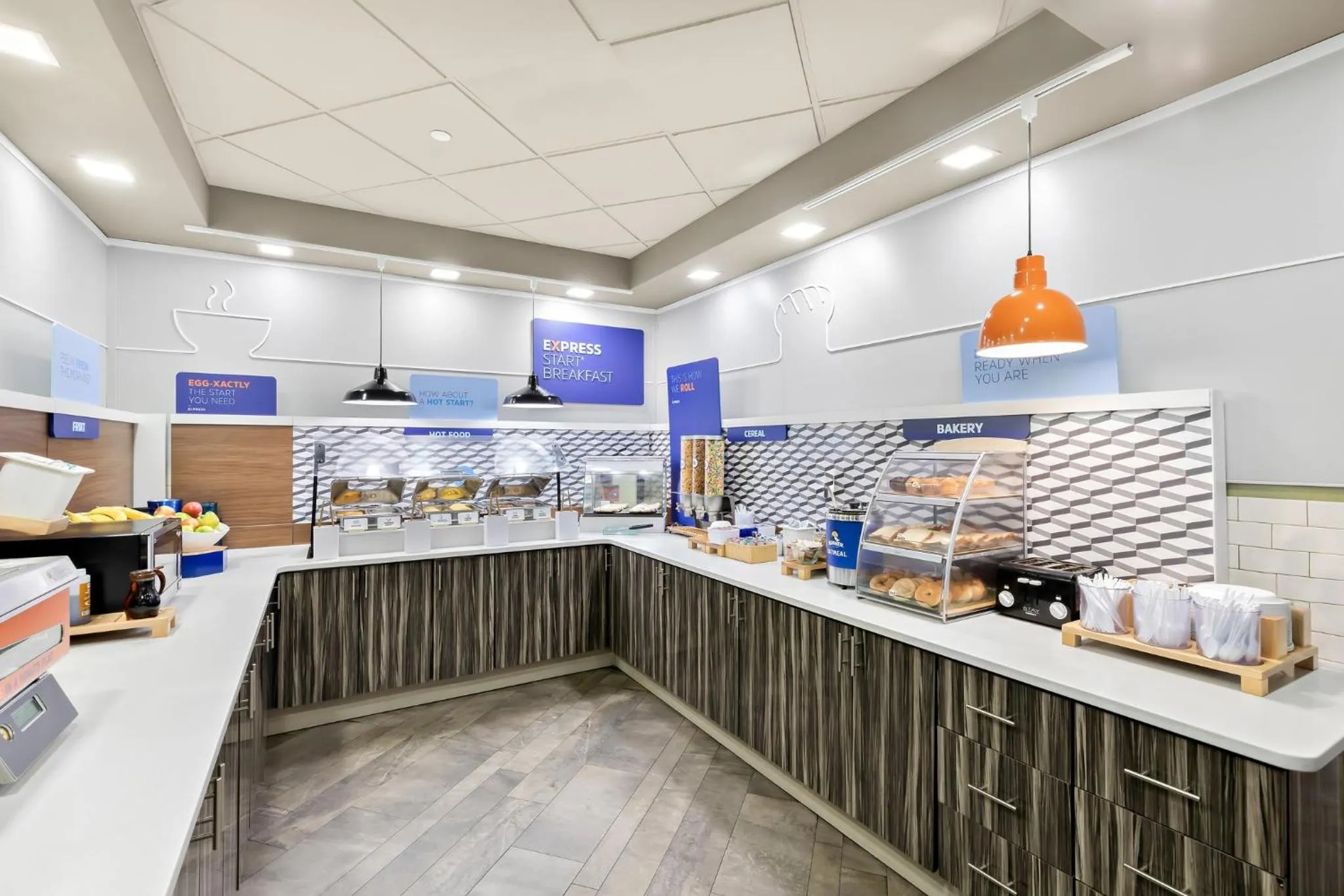 Breakfast in Holiday Inn Express Atlanta Galleria-Ballpark Area by IHG