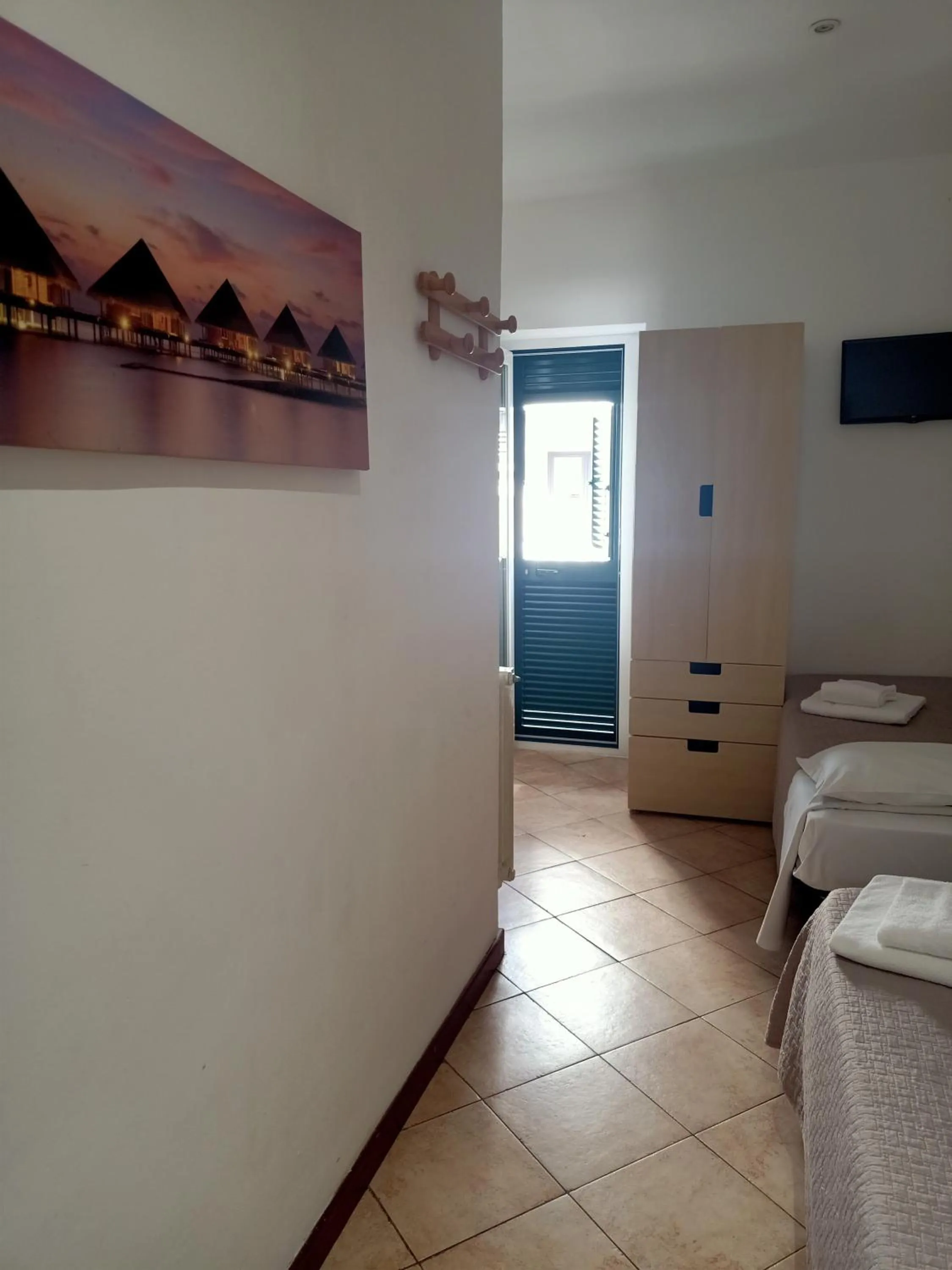 Photo of the whole room, Bed in Hotel Serena