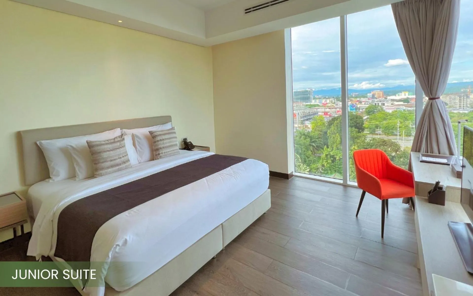 Bedroom, Bed in Acacia Hotel Davao