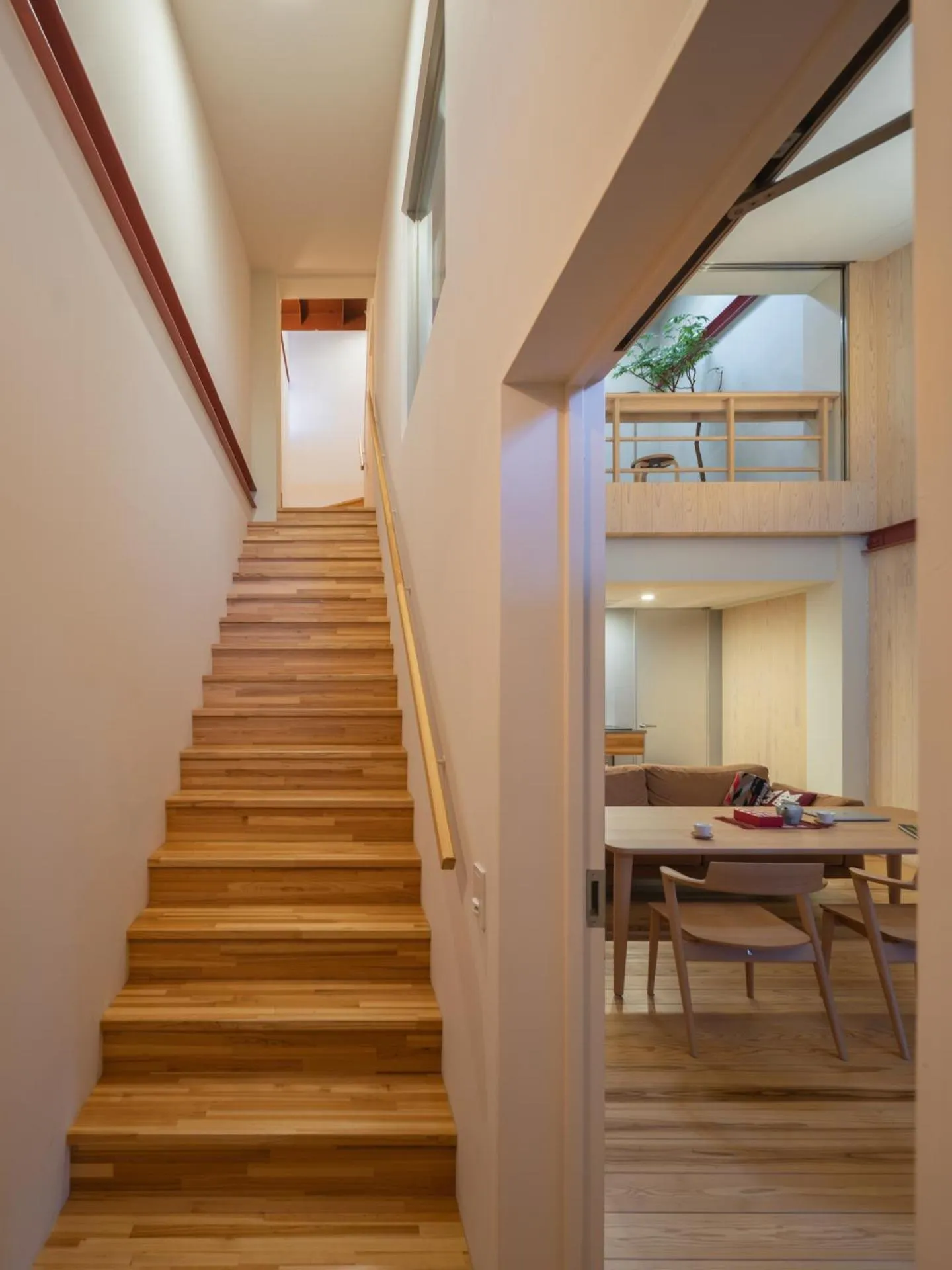 Photo of the whole room in 2254