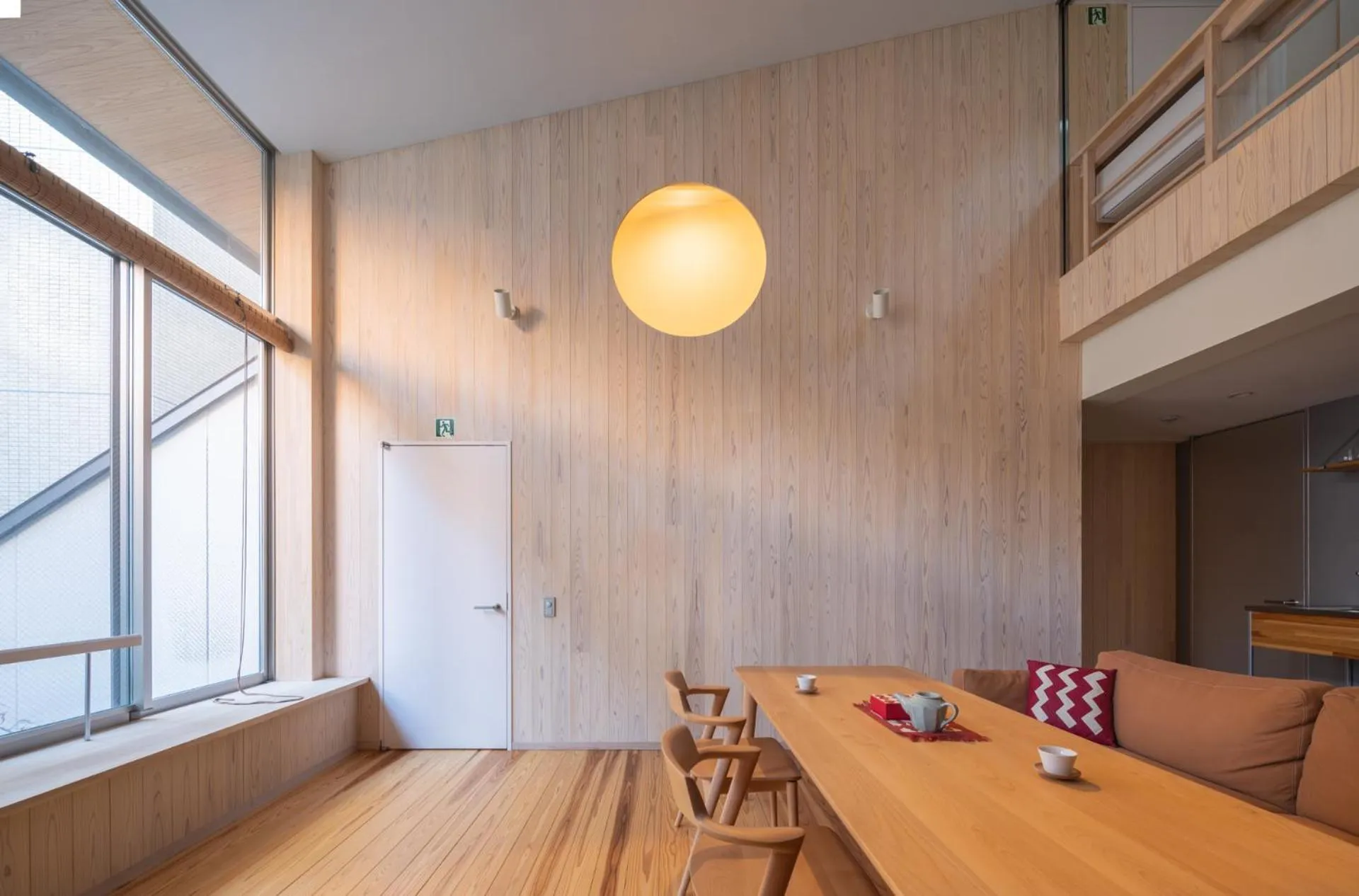 Photo of the whole room in 2254