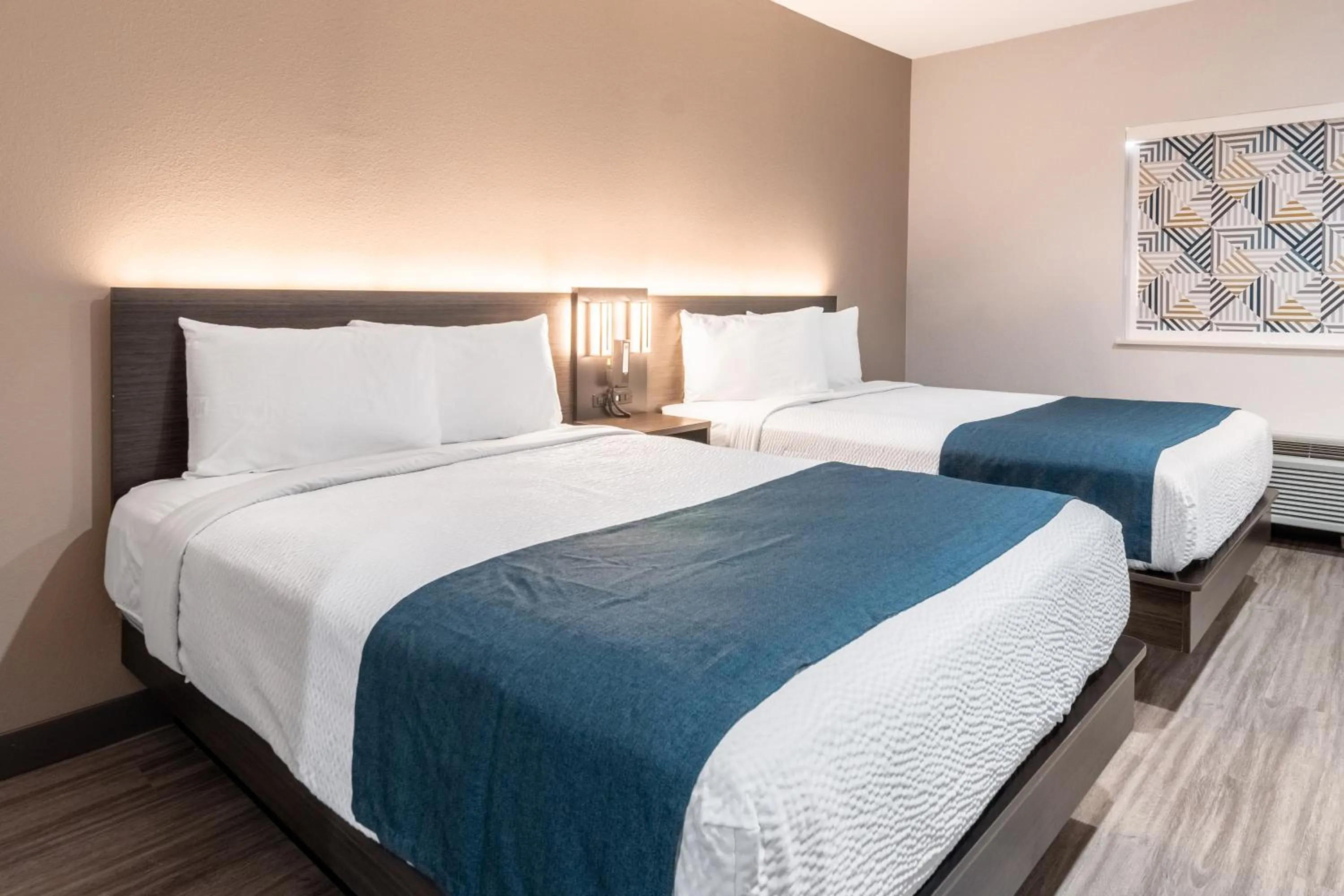 Bedroom, Bed in Studio 6-Mesquite, TX - Dallas