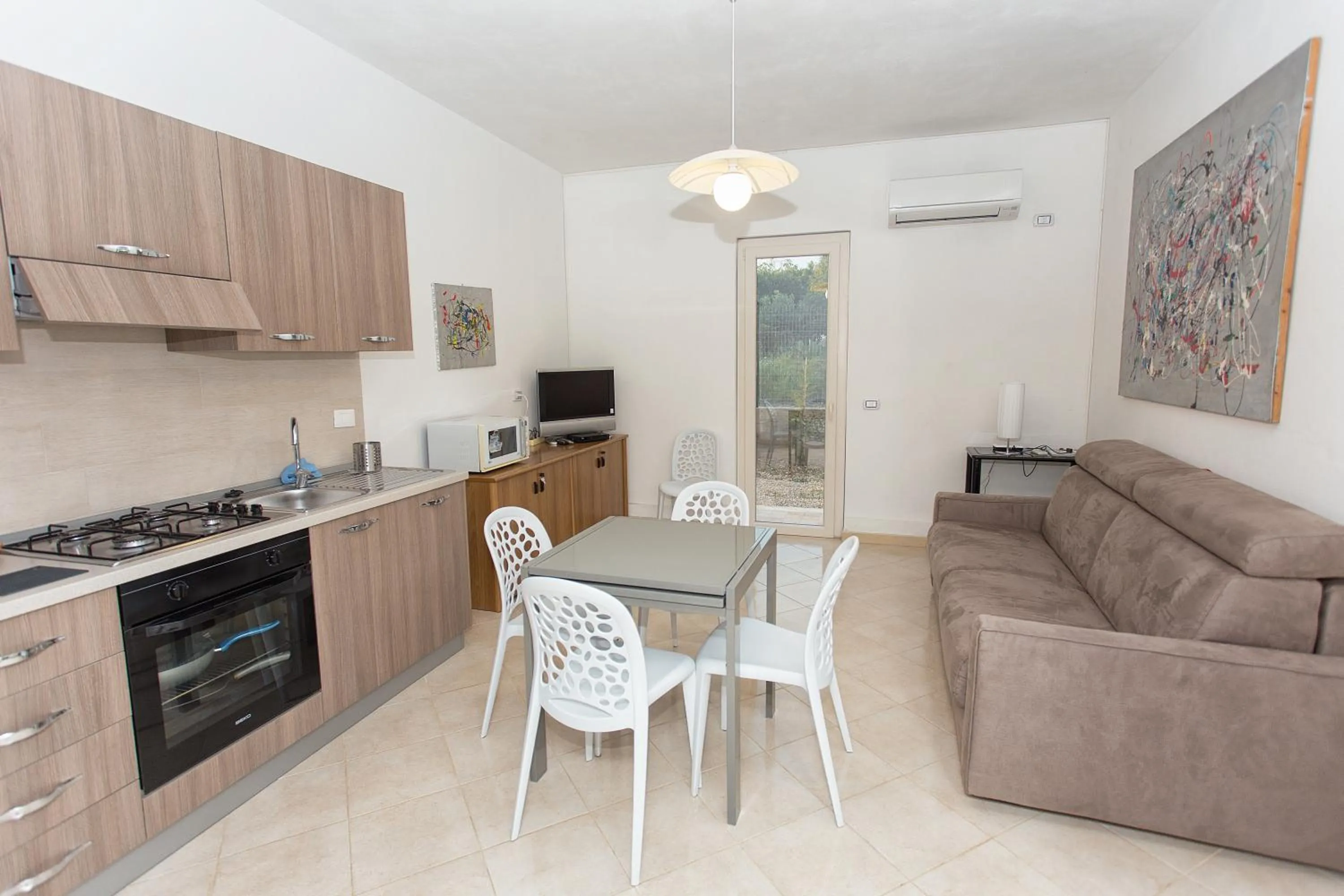 Kitchen or kitchenette in B&B Villa Seta