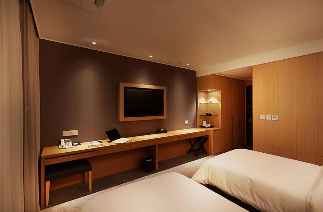 Osong H Hotel Sejong City