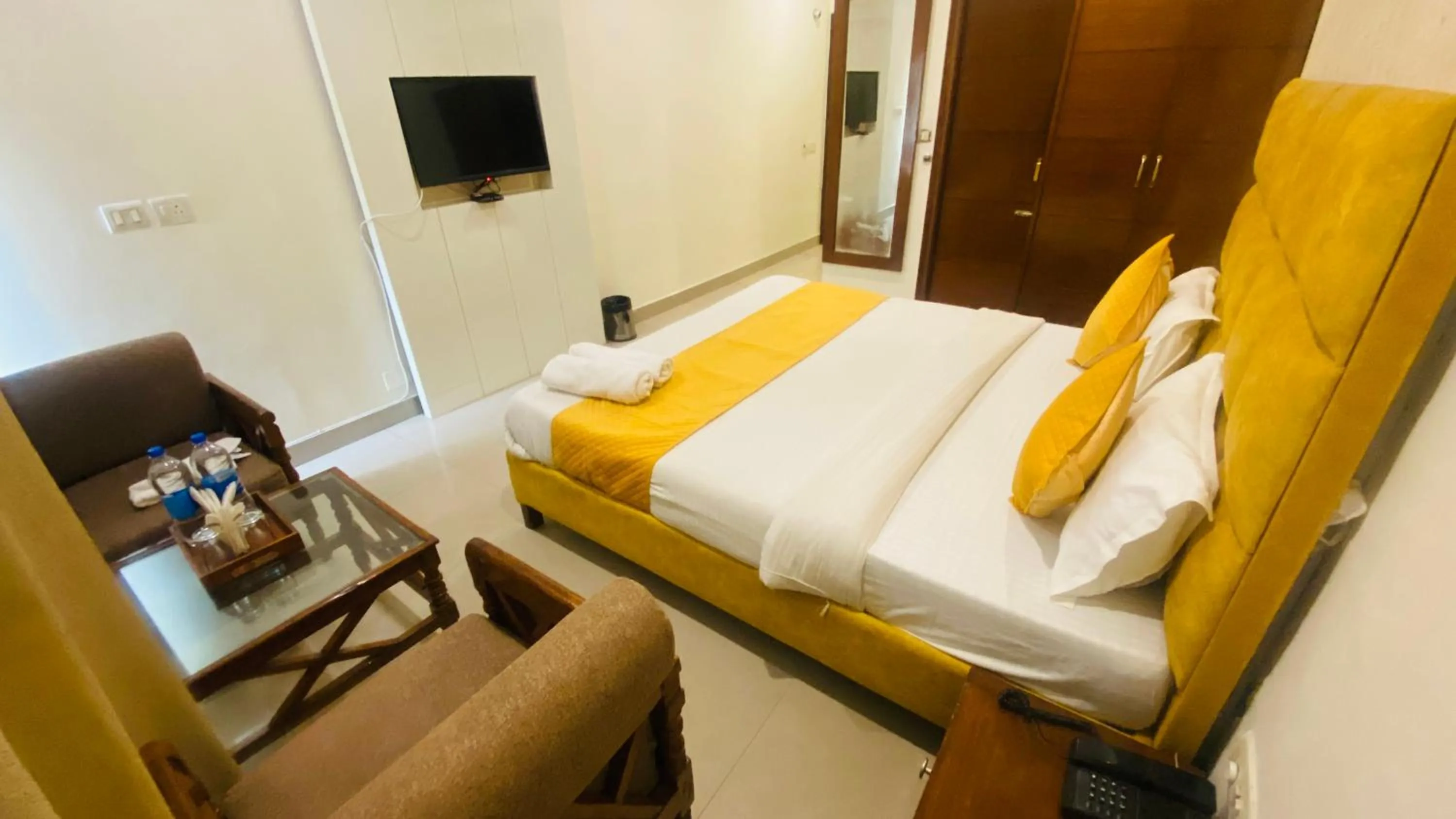 Bedroom, Bed in Hotel Landmark - Centre of City Chandigarh