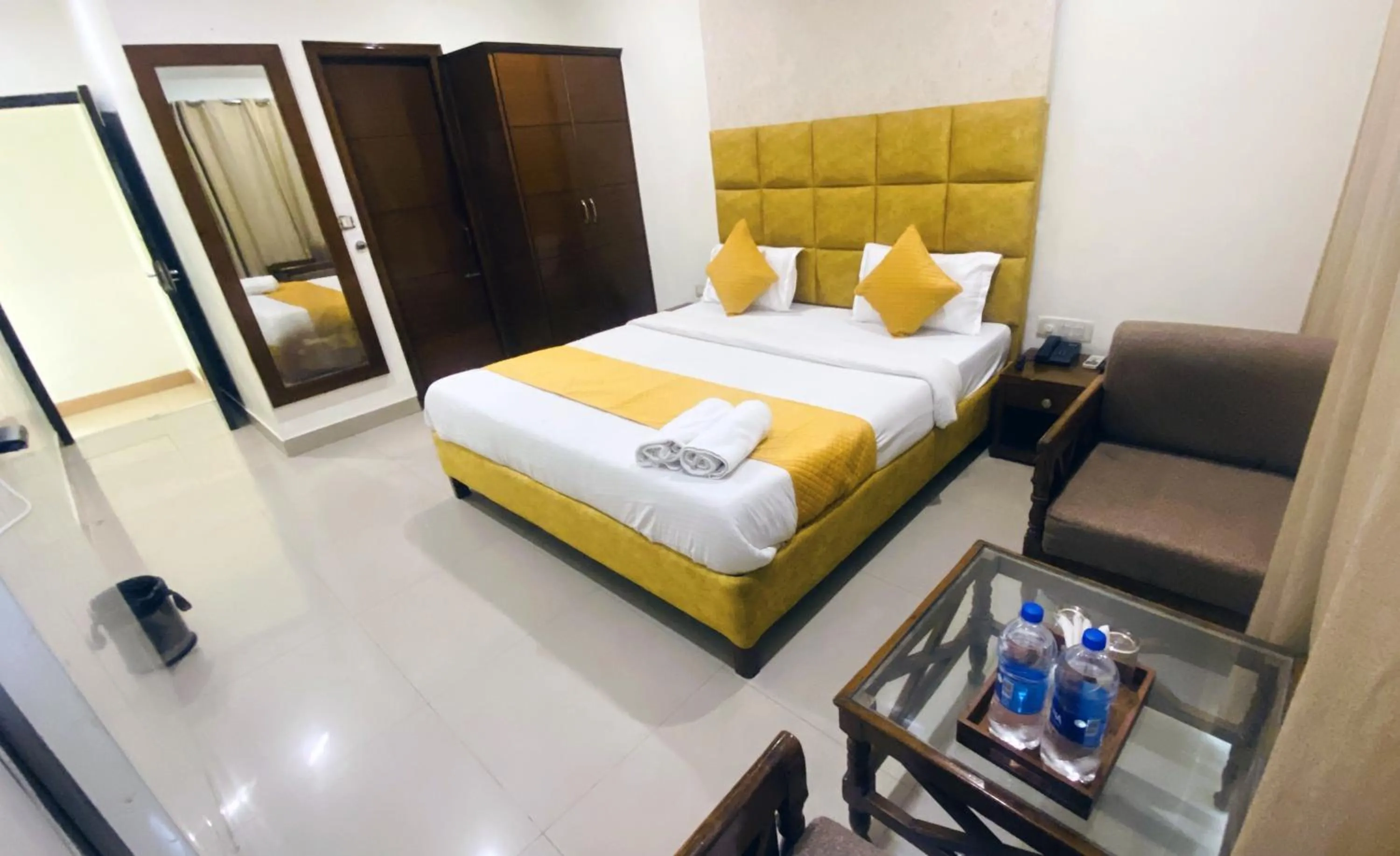 Bedroom, Bed in Hotel Landmark - Centre of City Chandigarh