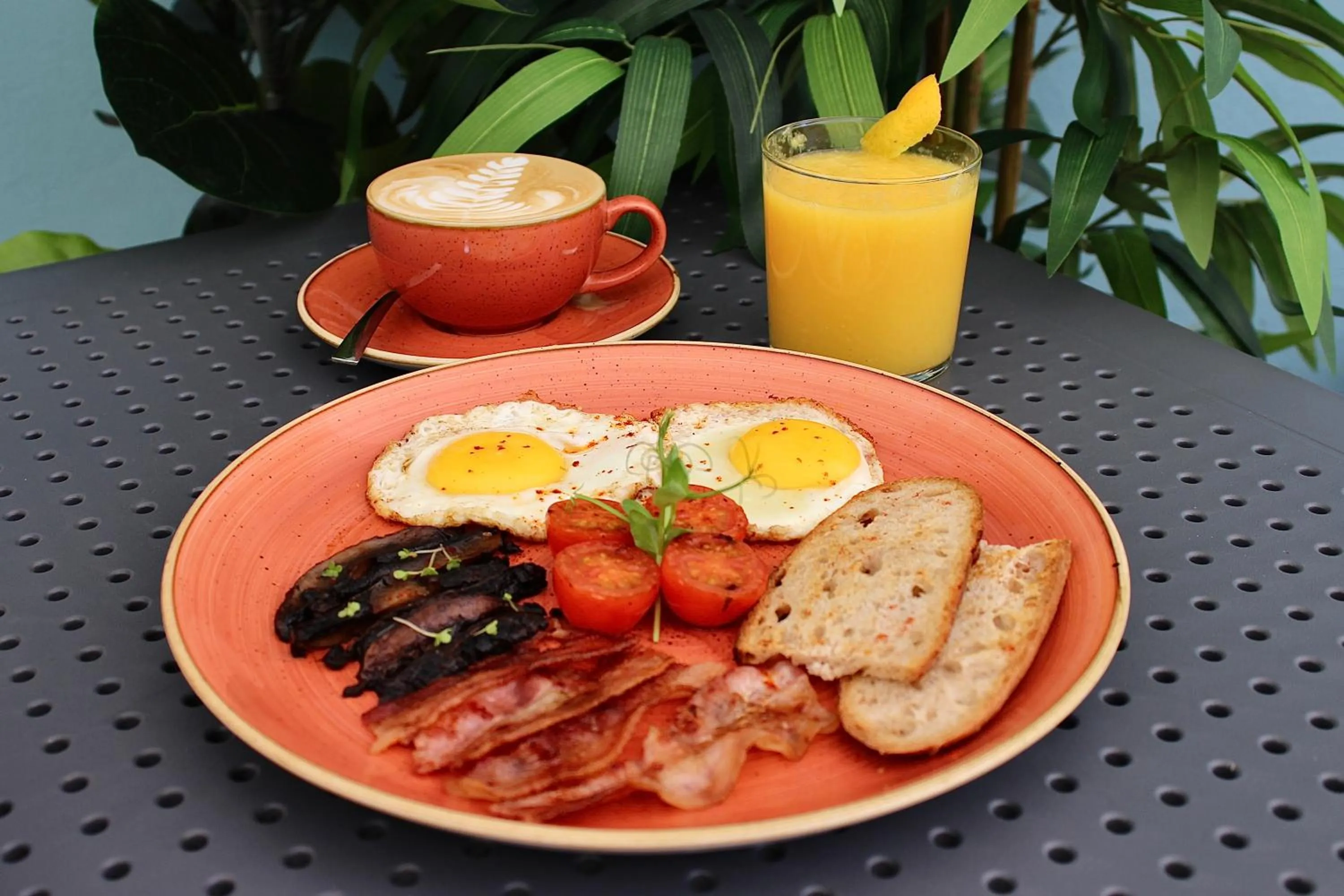 Restaurant/places to eat in WINK Aparthotel Eaton Square