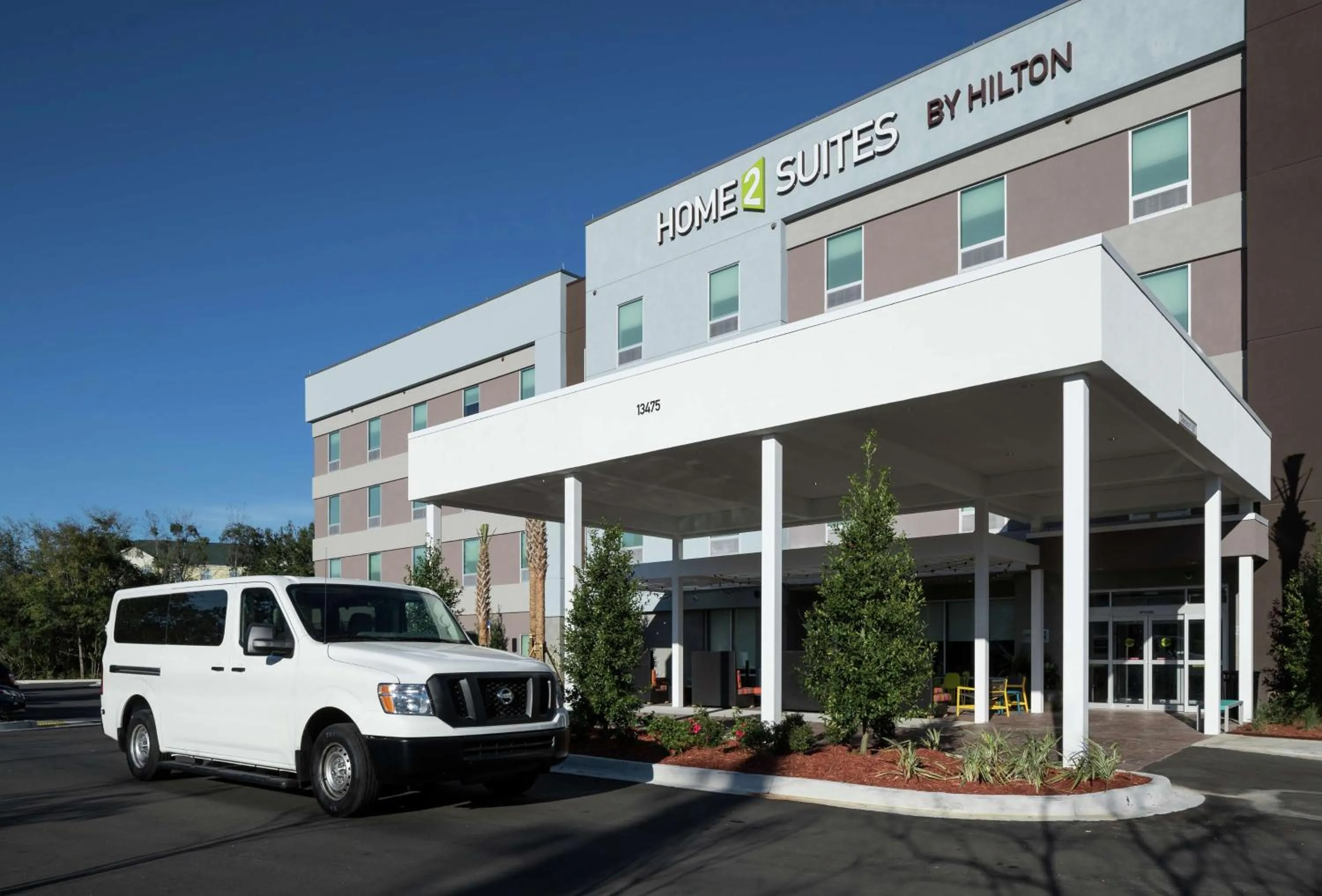 Property building in Home2 Suites By Hilton Jacksonville Airport