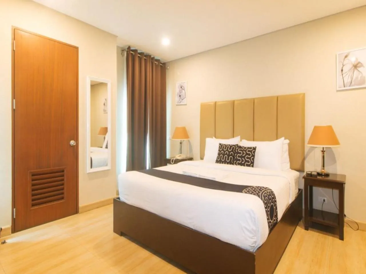 Bed in Asrodel Hotel RedPartner