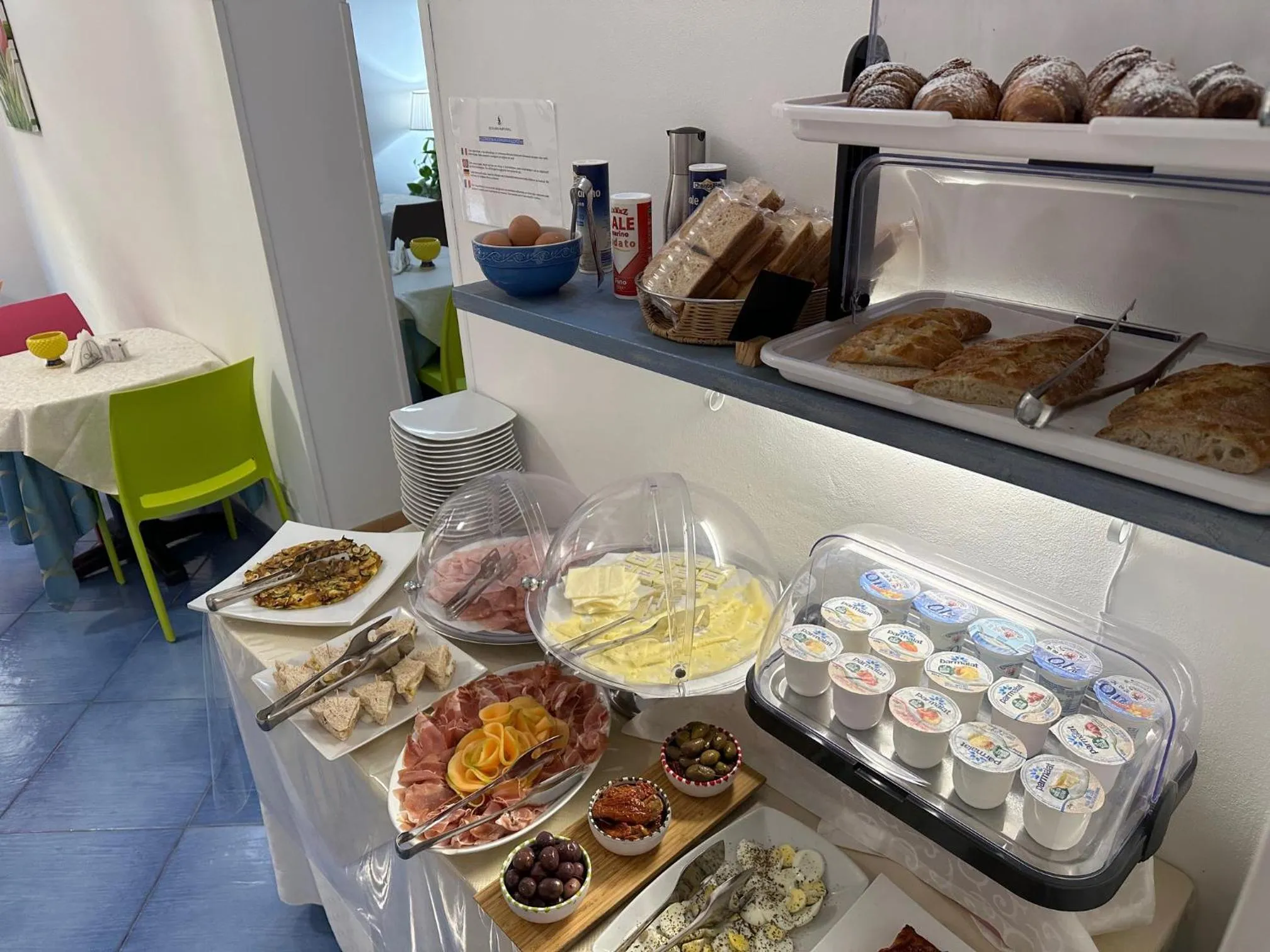 Breakfast in Badia Rooms & Breakfast