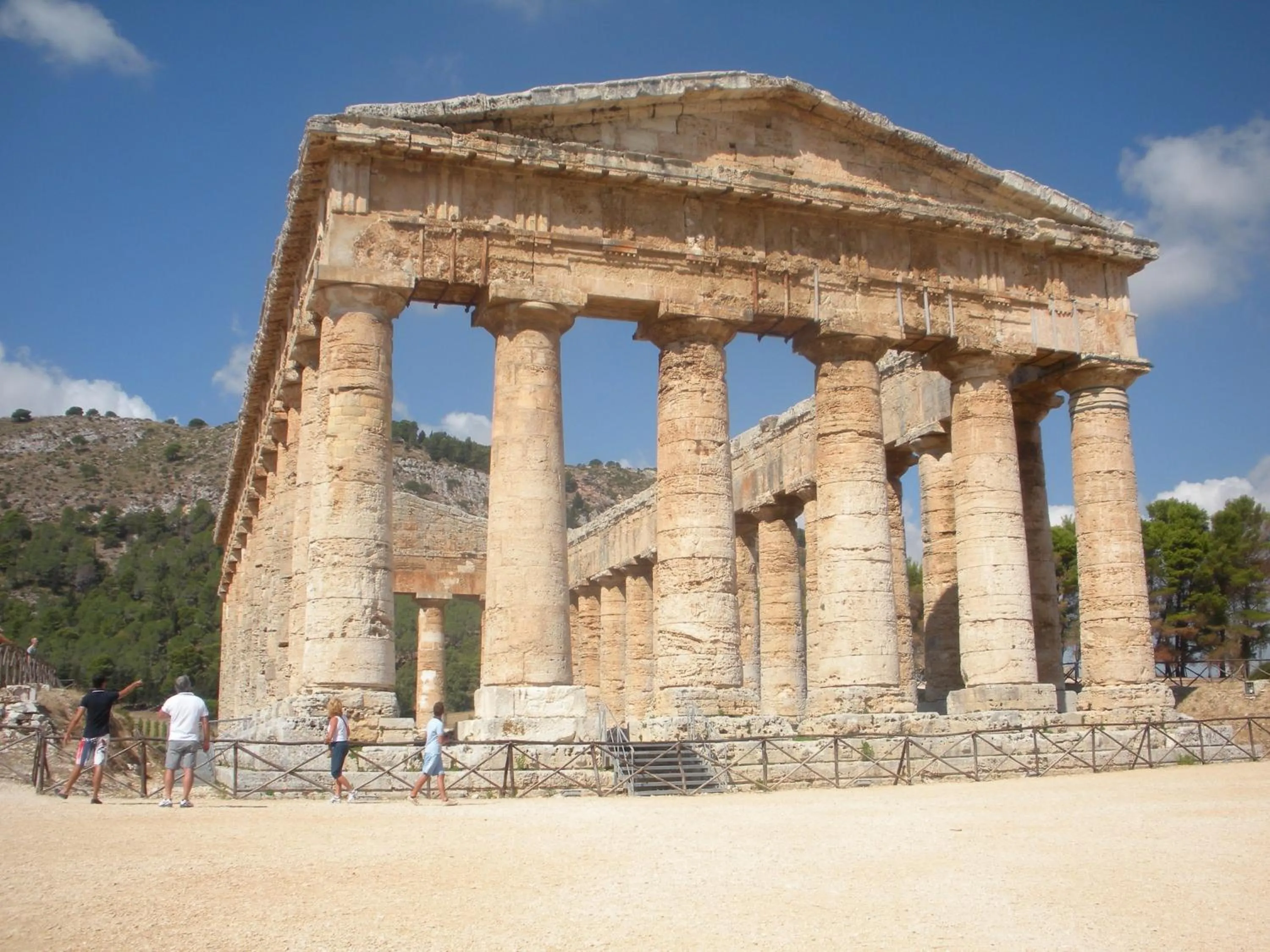 Area and facilities in Badia Rooms & Breakfast