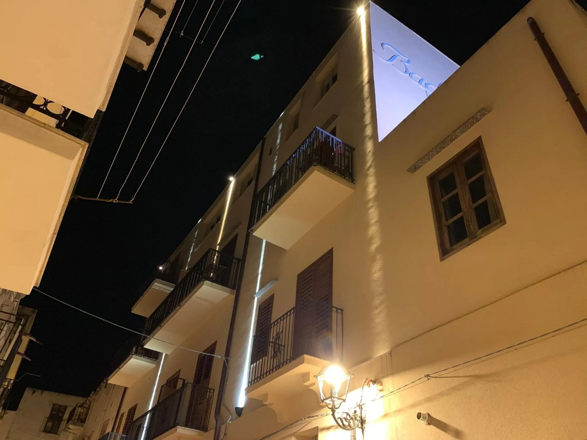 Facade/entrance in Badia Rooms & Breakfast