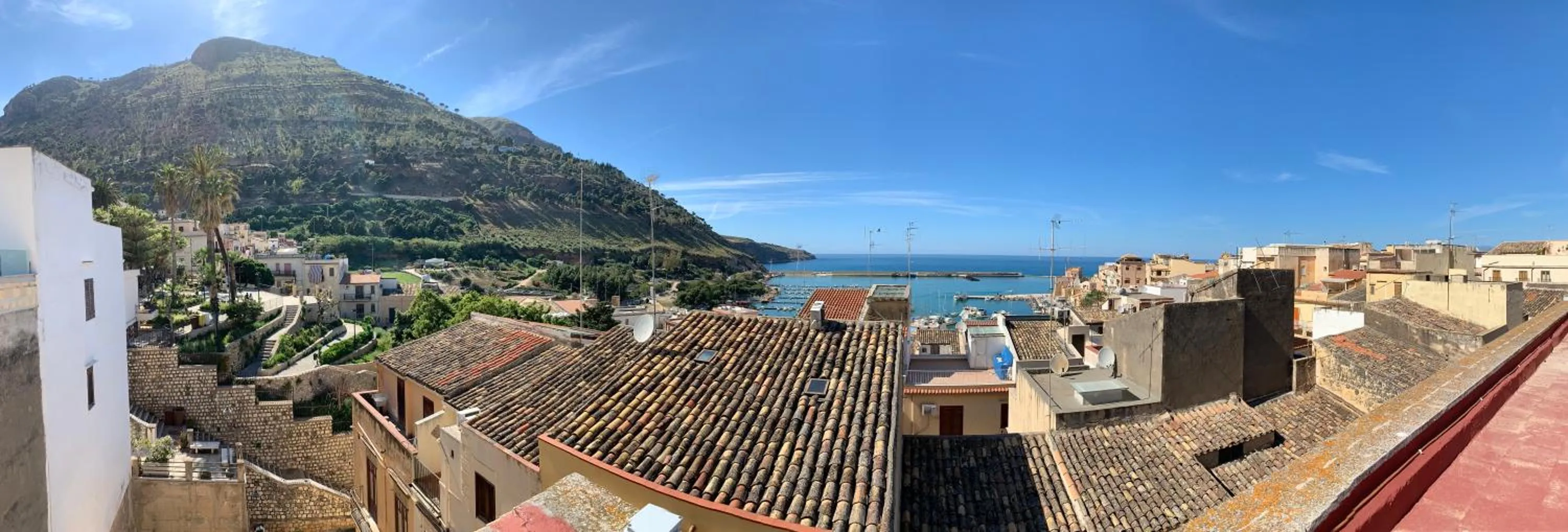 Neighbourhood in Badia Rooms & Breakfast