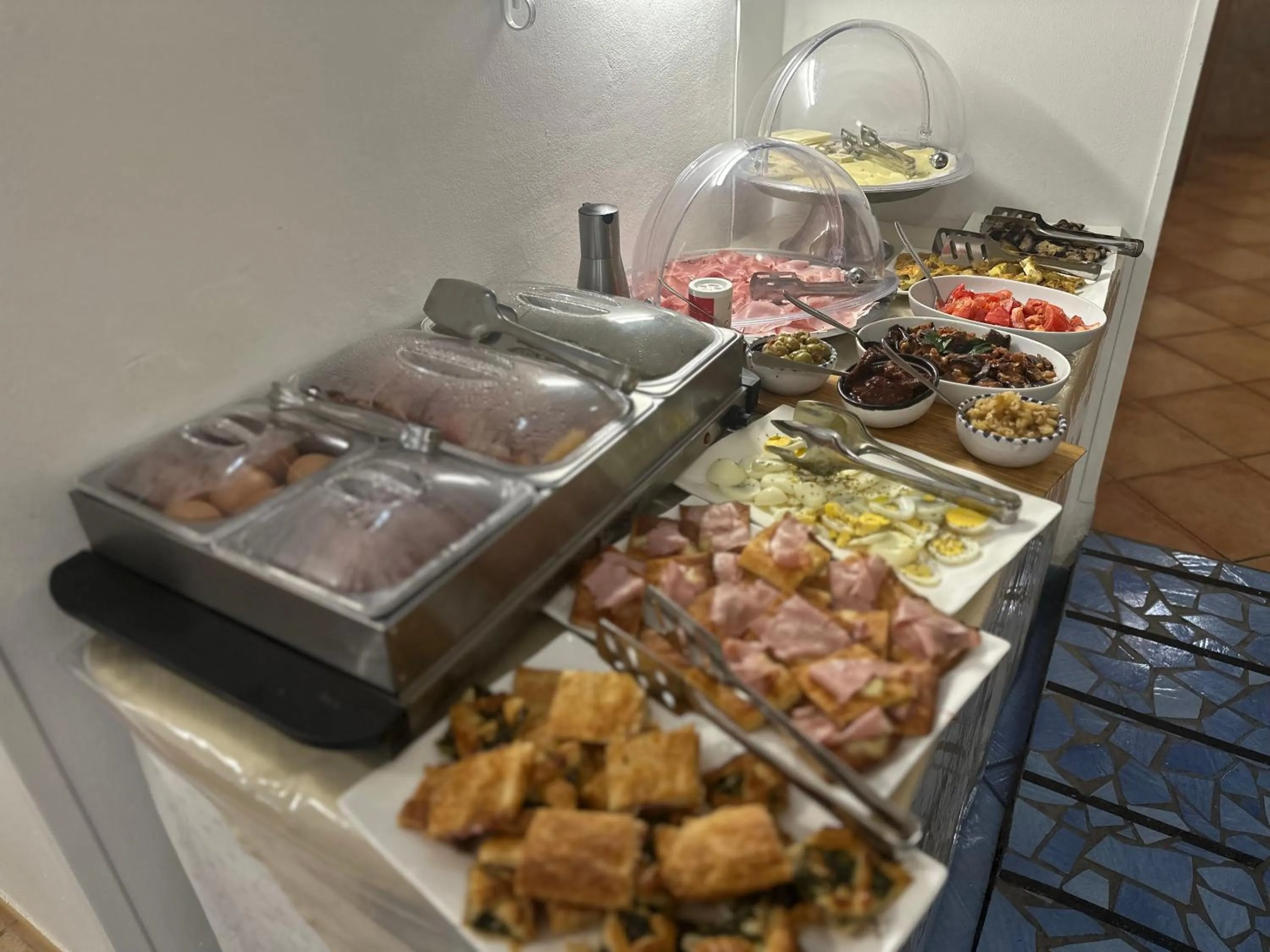 Continental breakfast in Badia Rooms & Breakfast