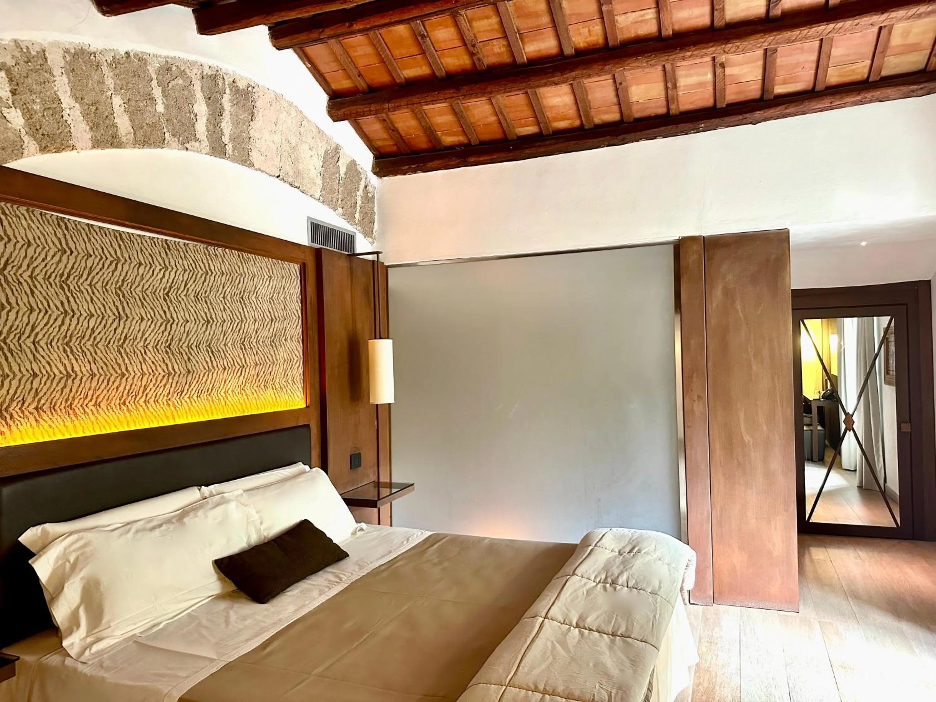 Bedroom, Bed in Baglio La Porta by Geocharme