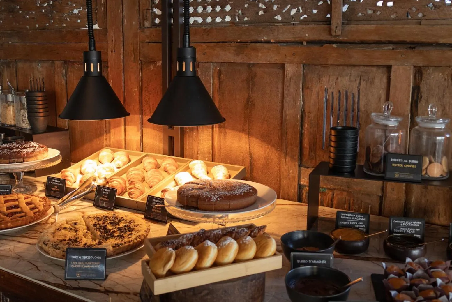 Breakfast in Baglio La Porta by Geocharme