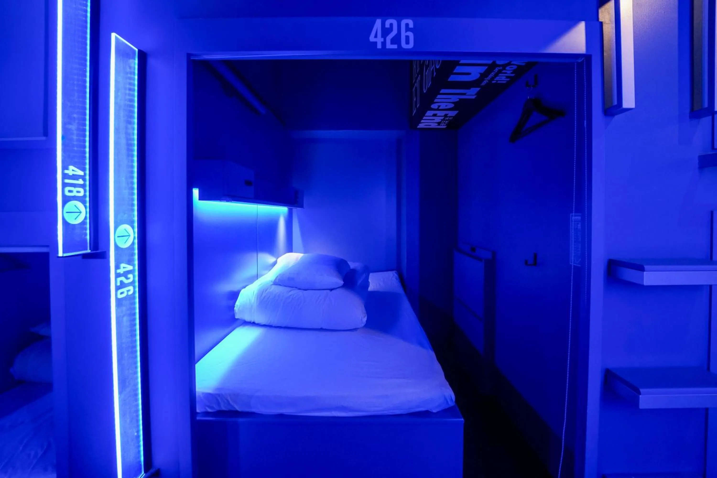 Photo of the whole room in esports hotel e-ZONe 電脳空間