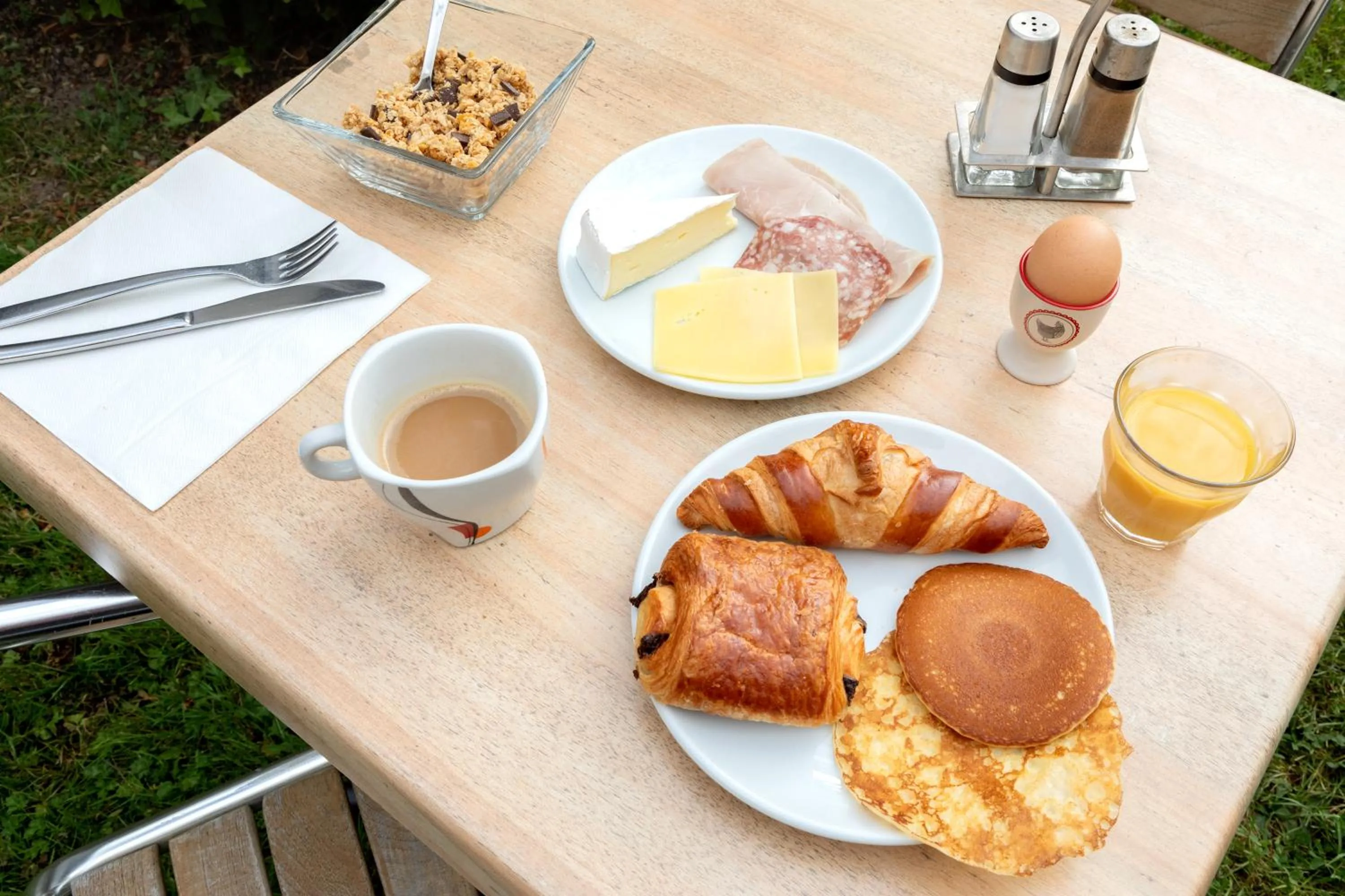 Continental breakfast in Campanile Créteil - Bonneuil Sur Marne