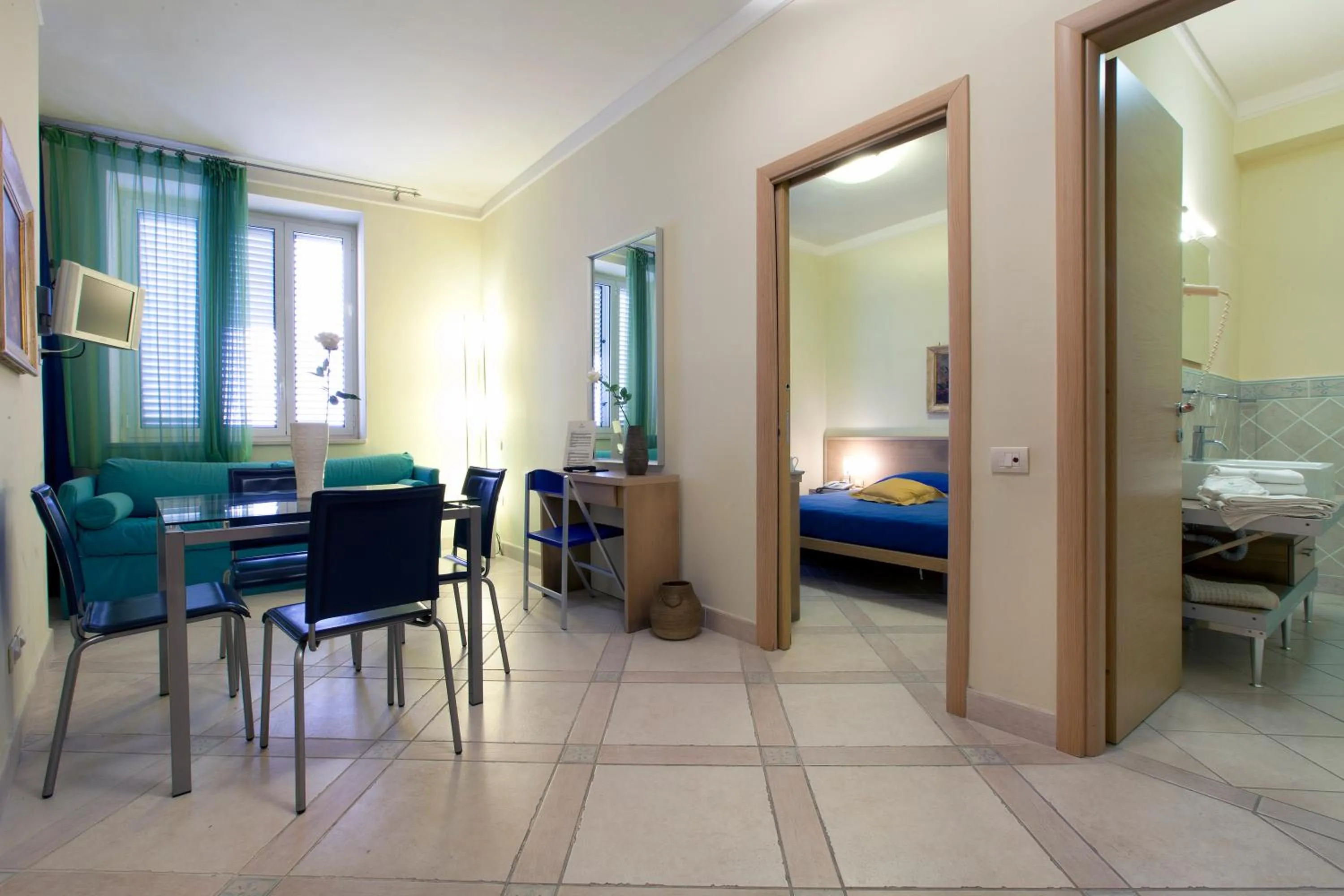 Bed in Posidonia Residence