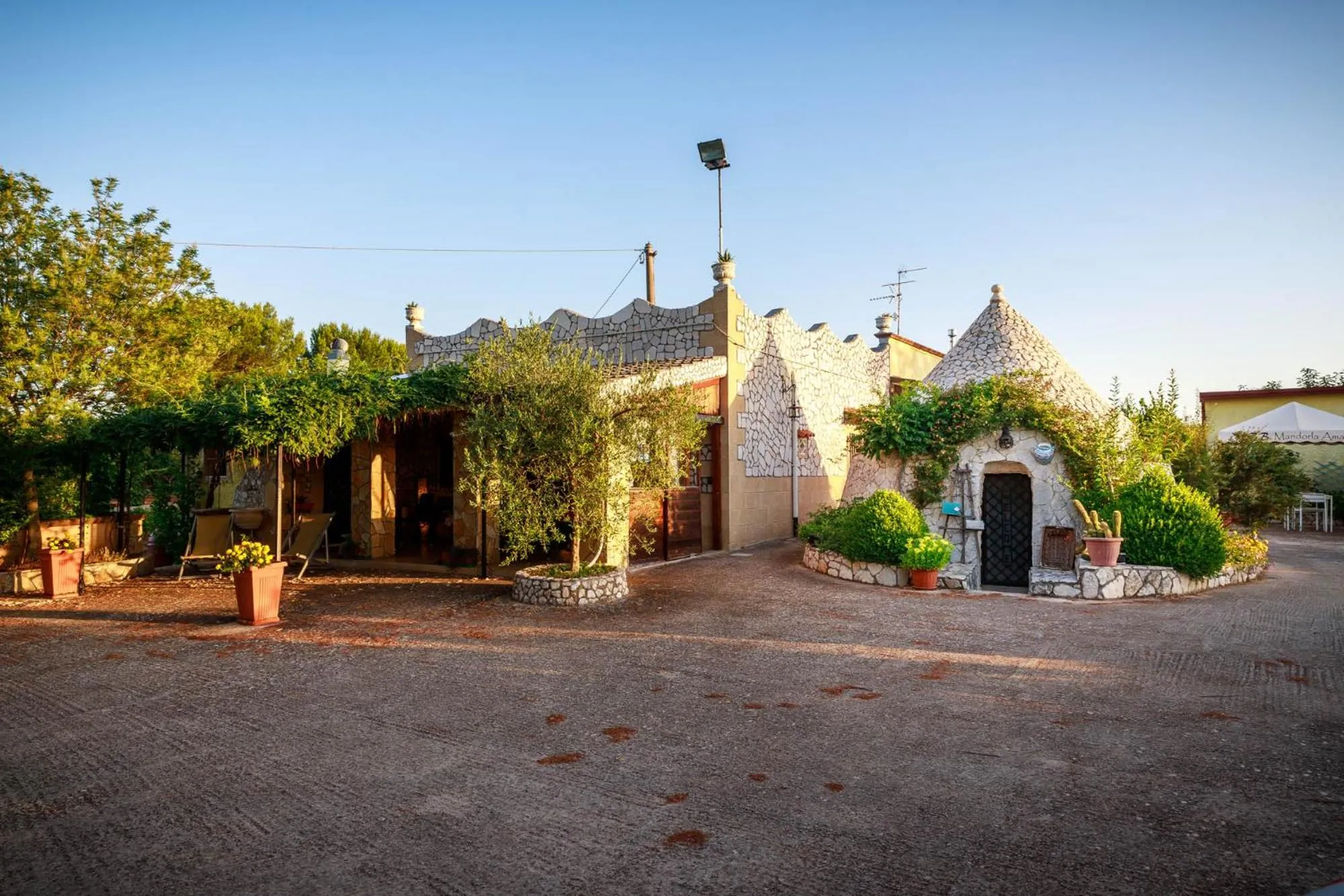 Property building in B&B Mandorla Amara