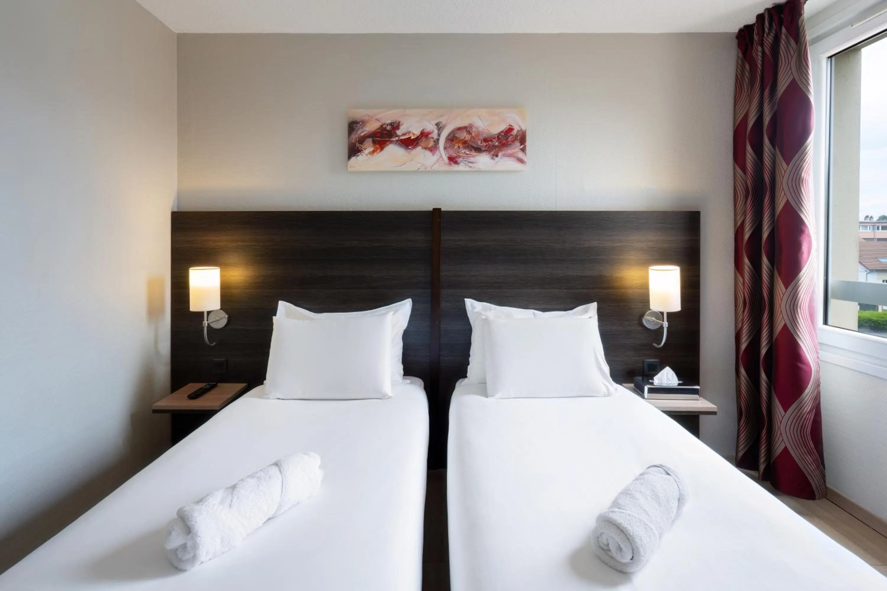 Bedroom, Bed in Kyriad Belfort Centre Gare