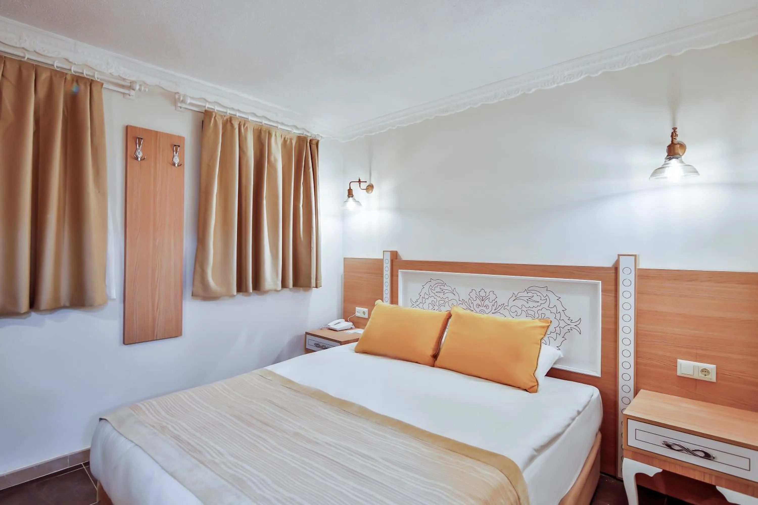 Bed in Crystal Club World of Colours Comfort Collection