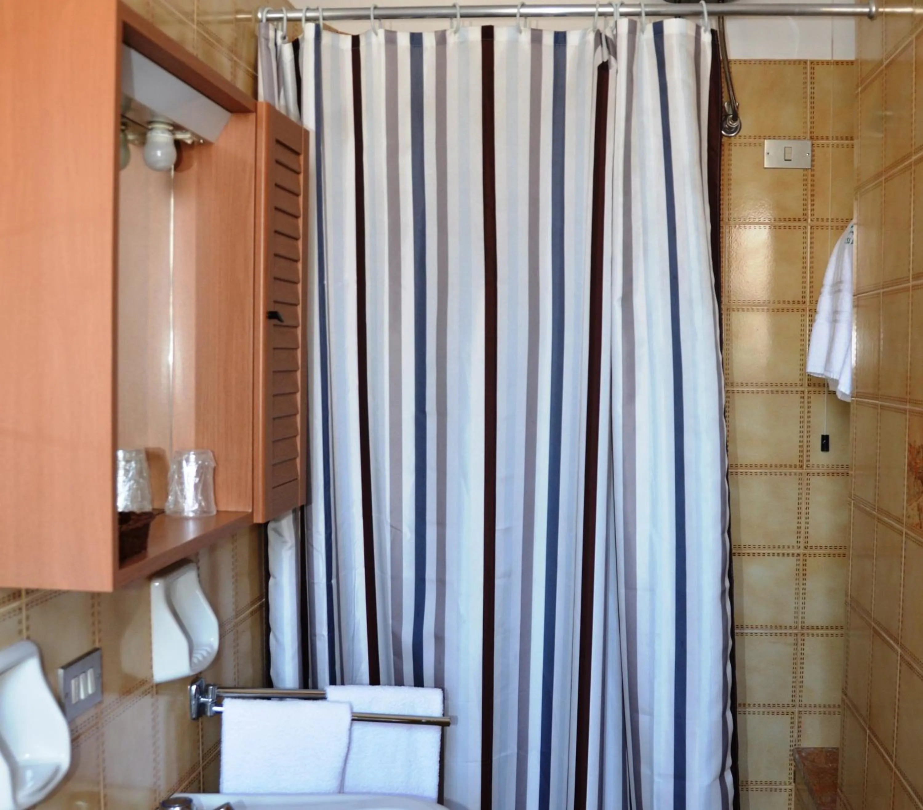 Bathroom in Hotel A-14