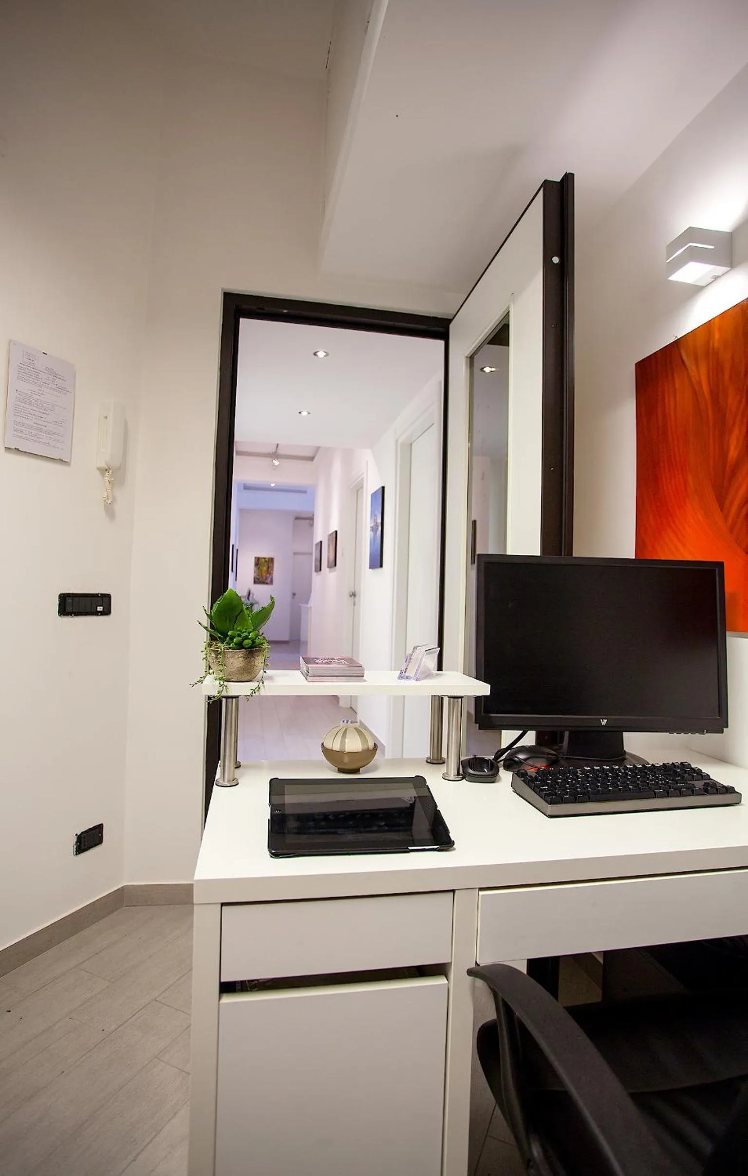 Lobby or reception in Elements Guest House