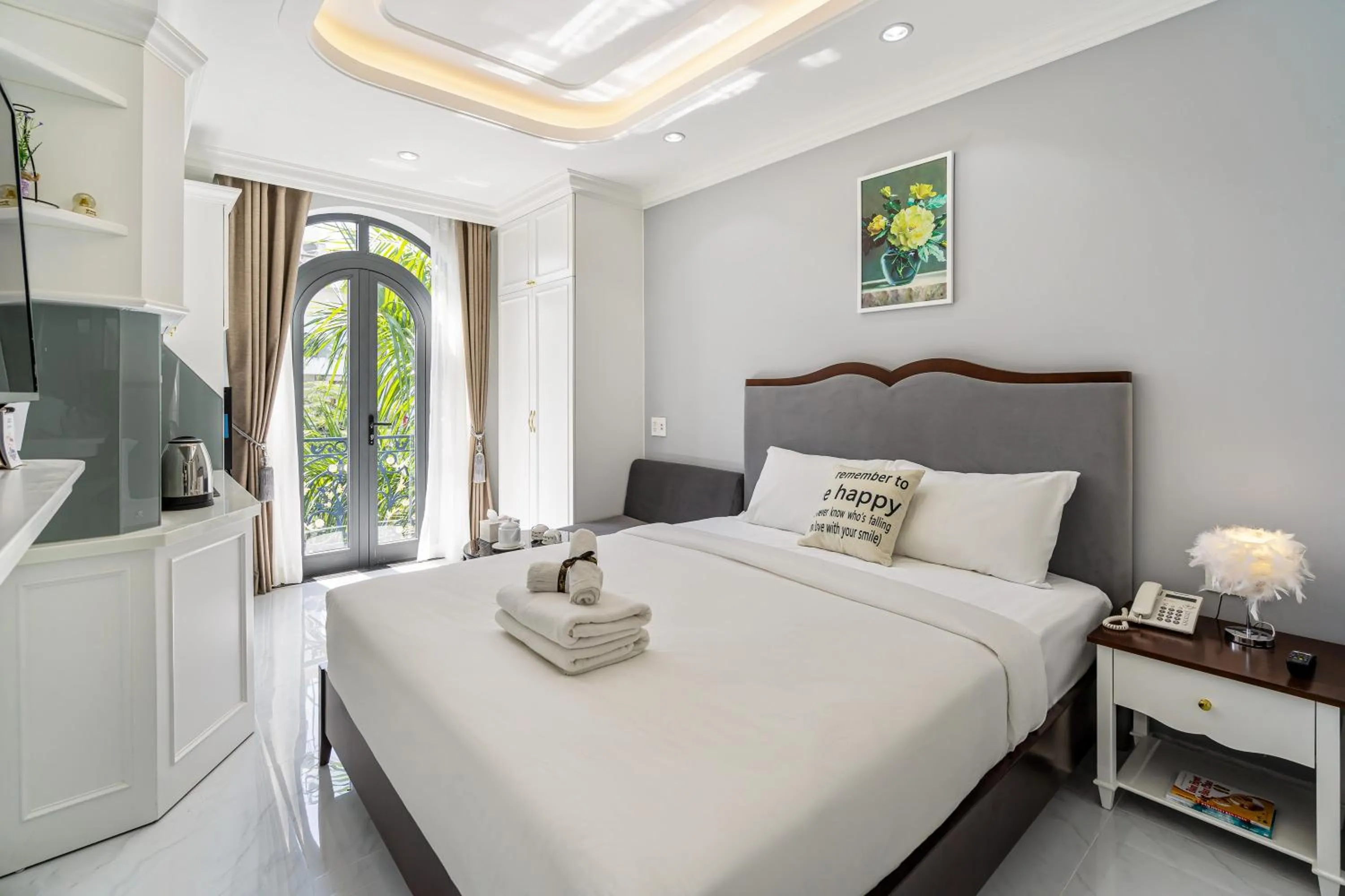 Photo of the whole room, Bed in The Royal Homies - Phu My Hung